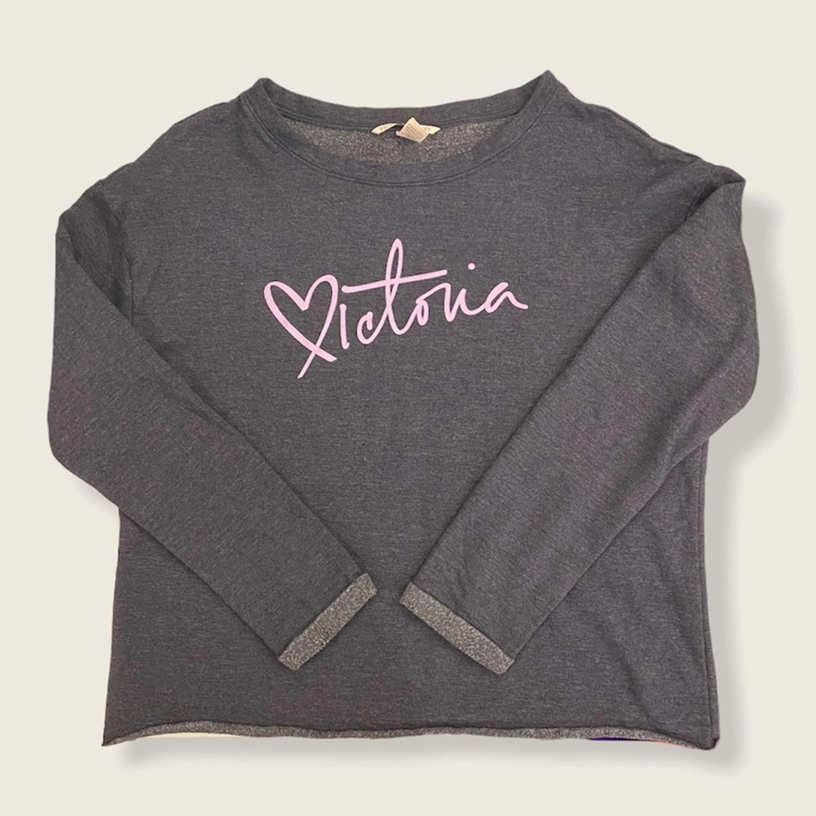 Designer Victoria’s Secret Victoria Spell Out Logo Pullover Size M / US 6-8 / IT 42-44 - 1 Thumbnail