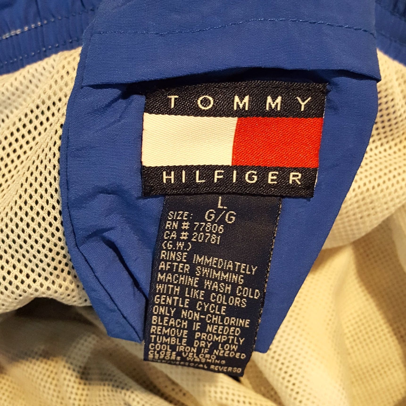 Tommy Hilfiger VINTAGE Tommy Hilfiger Flag Logo Swim Trunks Men's Large Green Retro 90s Y2K Board Shorts Size US 33 - 6 Thumbnail