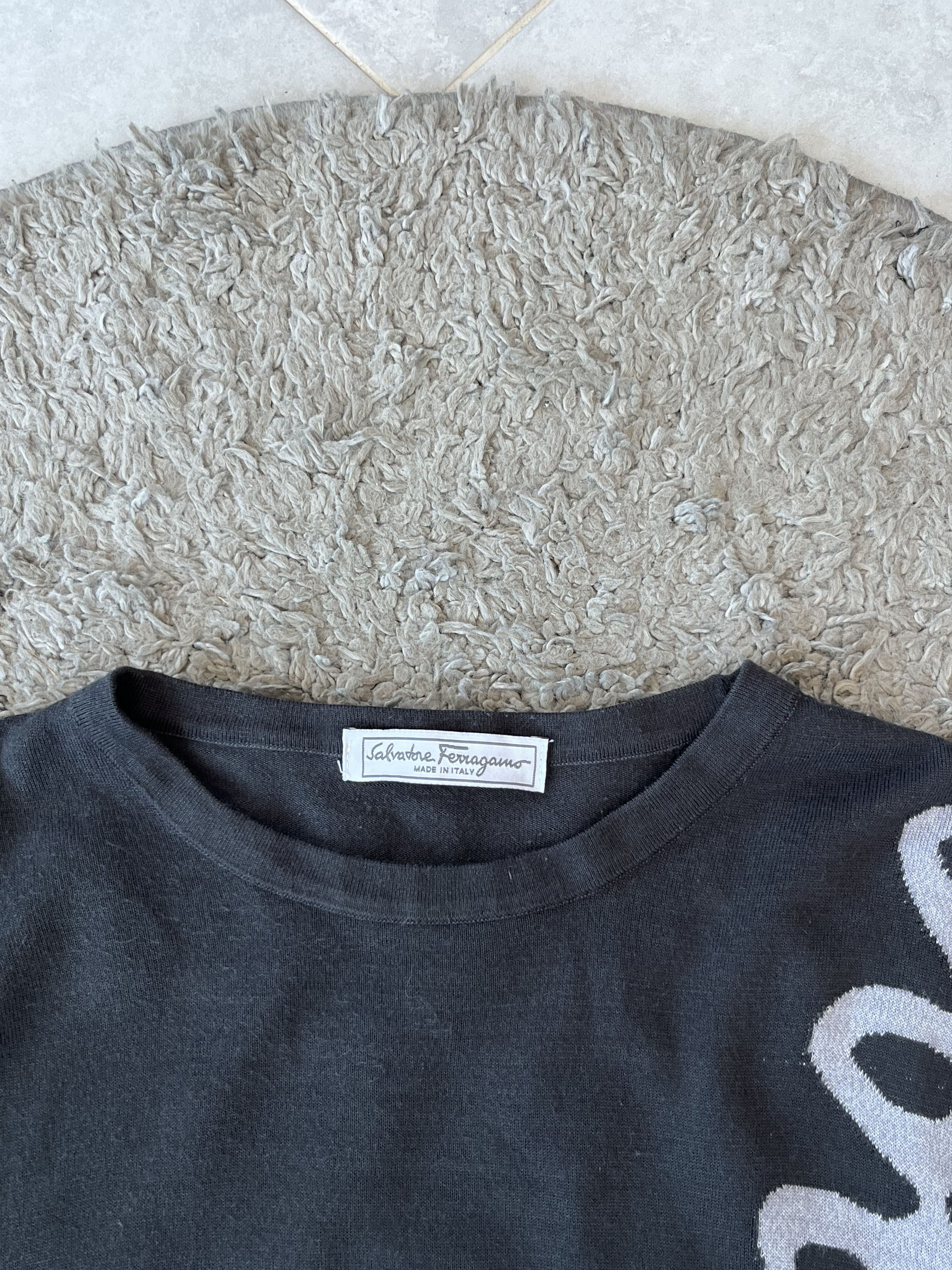 Salvatore Ferragamo SALVATORE FERRAGAMO Vintage Long Sleeve T-shirt Very Rare Size US M / EU 48-50 / 2 - 7 Thumbnail