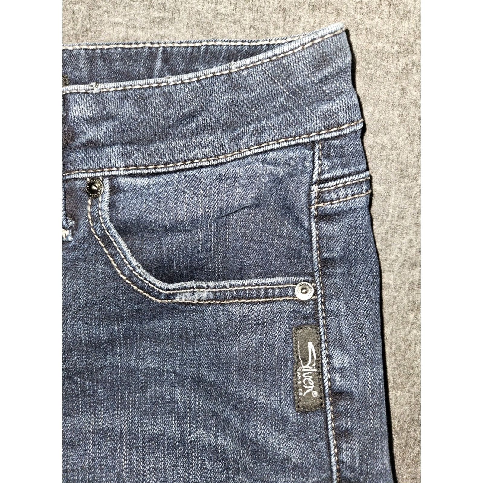 Silver Jeans Co. VINTAGE Silver Jeans Avery Slim Boot Jeans Women's 26/31 Blue Stretch Slim Preppy City 90s Womens Size 26" / US 2 / IT 38 - 7 Thumbnail