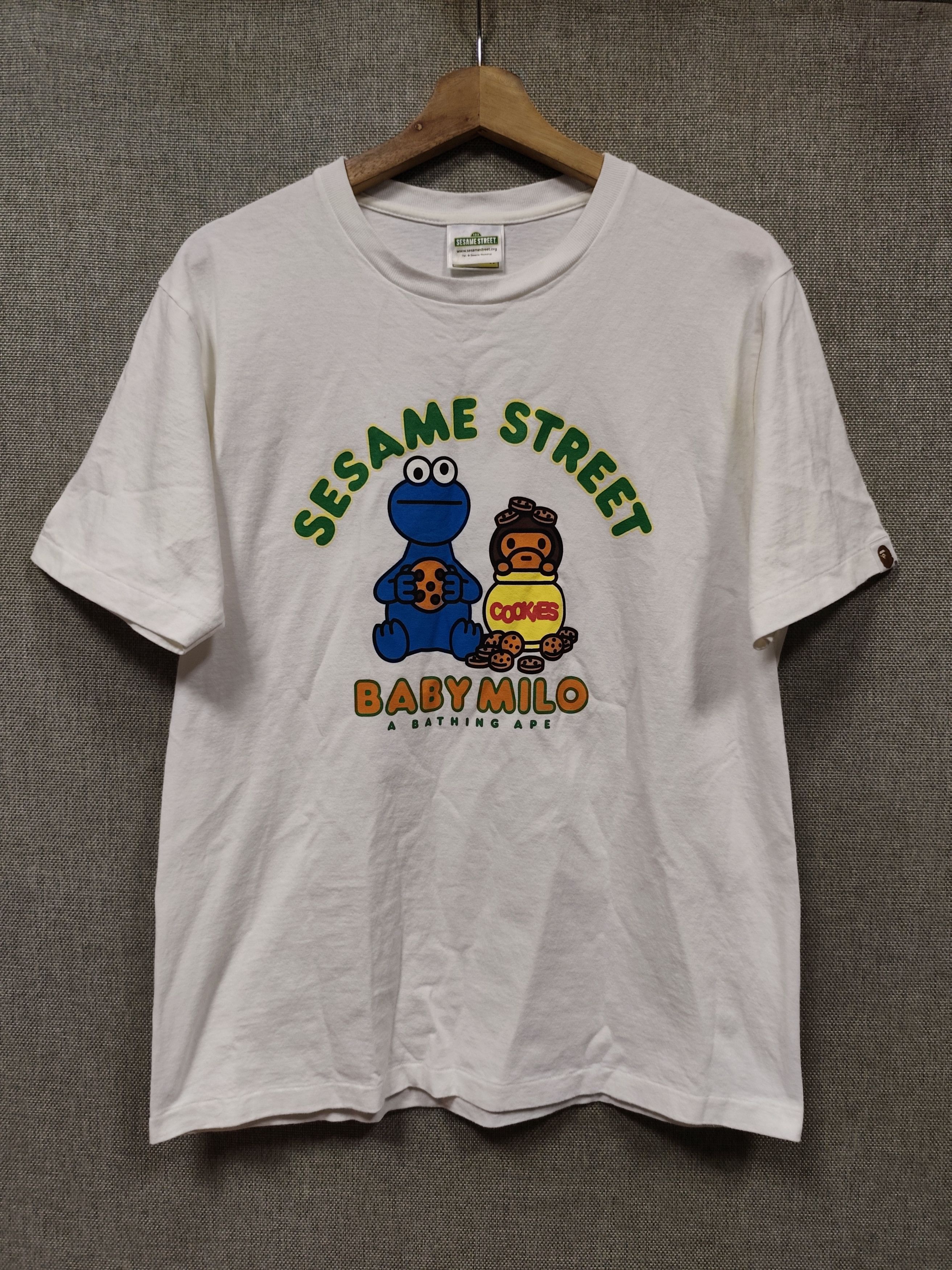 Bape Vintage t shirt baby milo sesame street Size US M / EU 48-50 / 2 - 1 Thumbnail
