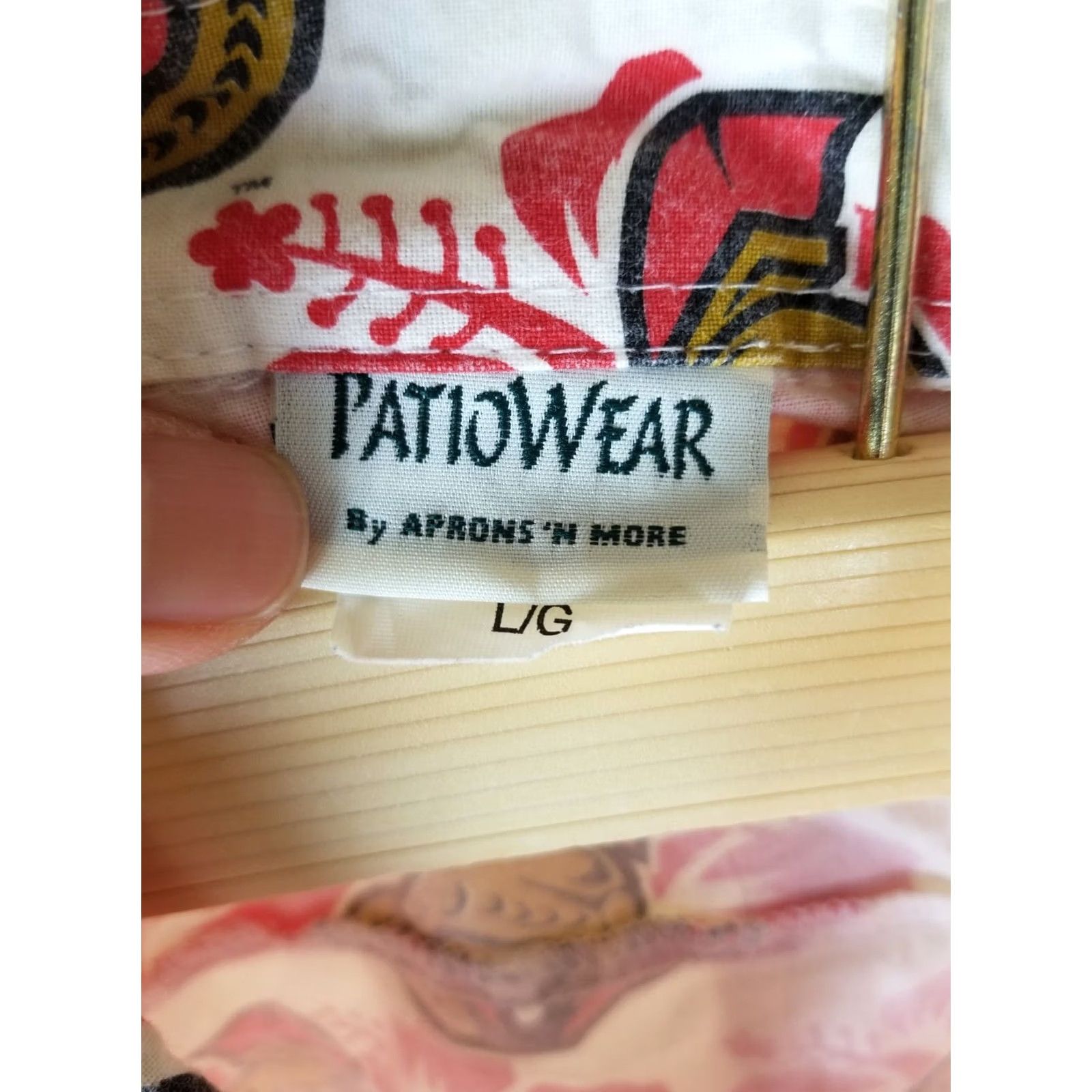 NHL VINTAGE 90' OTTAWA SENATORS NHL ALL OVER PRINT HWAIIAN SHIRT SZ LARGE Shirt Men XS? Size US M / EU 48-50 / 2 - 5 Thumbnail