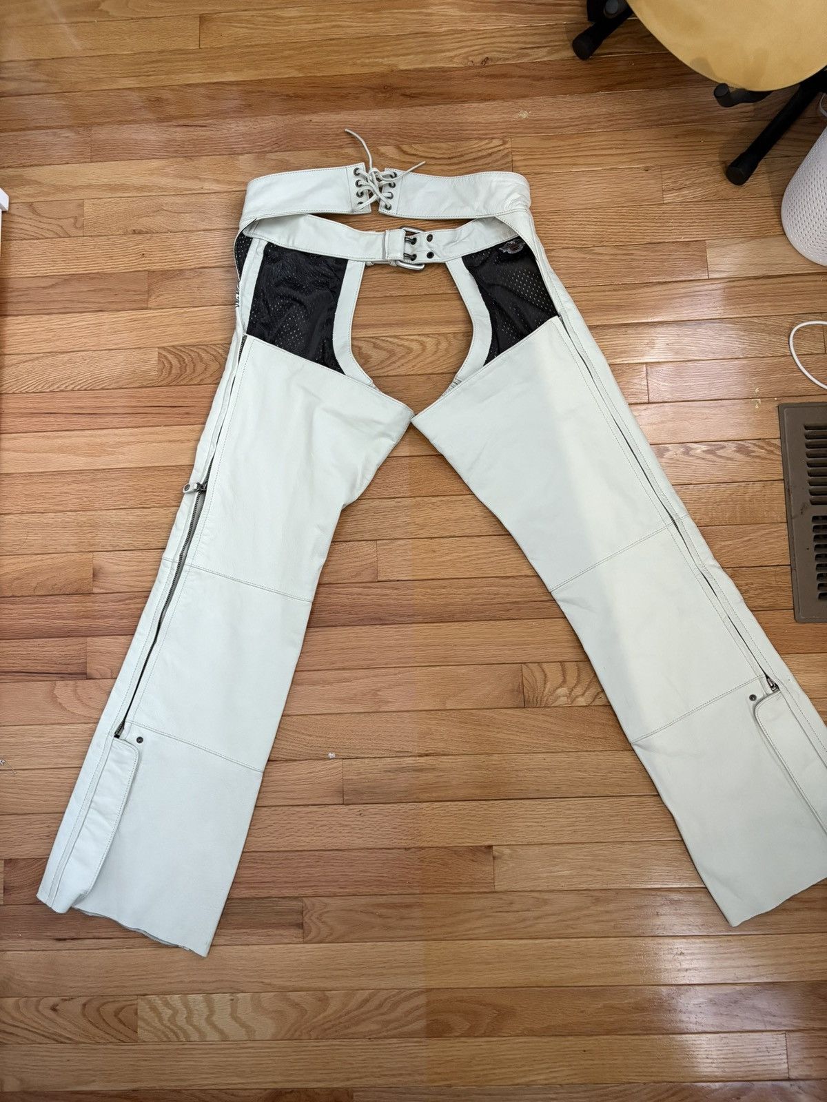 Harley Davidson Harley Davidson Women’s Pacific Coast Leather Chaps Size 26" / US 2 / IT 38 - 2 Thumbnail