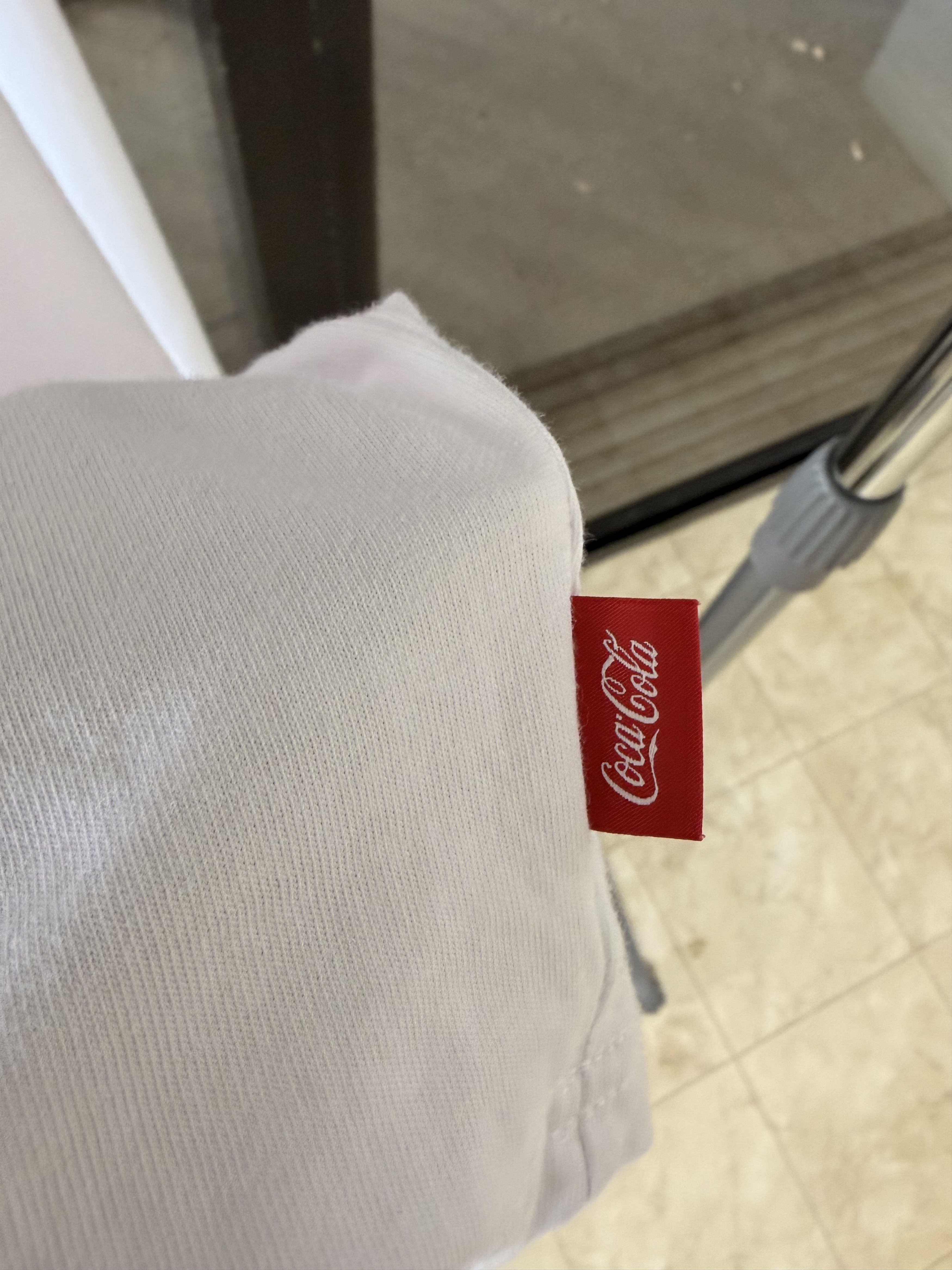 Coca Cola × Kith Kith Coca Cola Longsleeve T-Shirt Size S Size US S / EU 44-46 / 1 - 3 Thumbnail