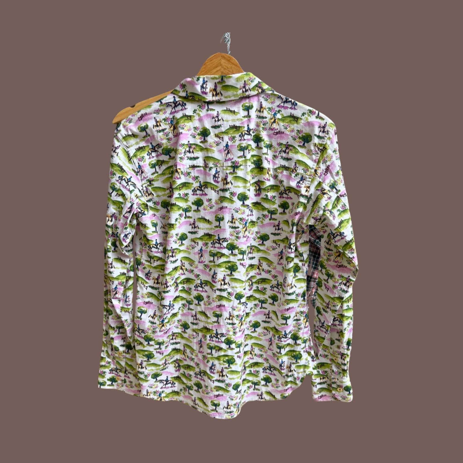 Ariat VTG Button Down | Ariat Rider Landscape Shirt | Western Size US S / EU 44-46 / 1 - 3 Thumbnail