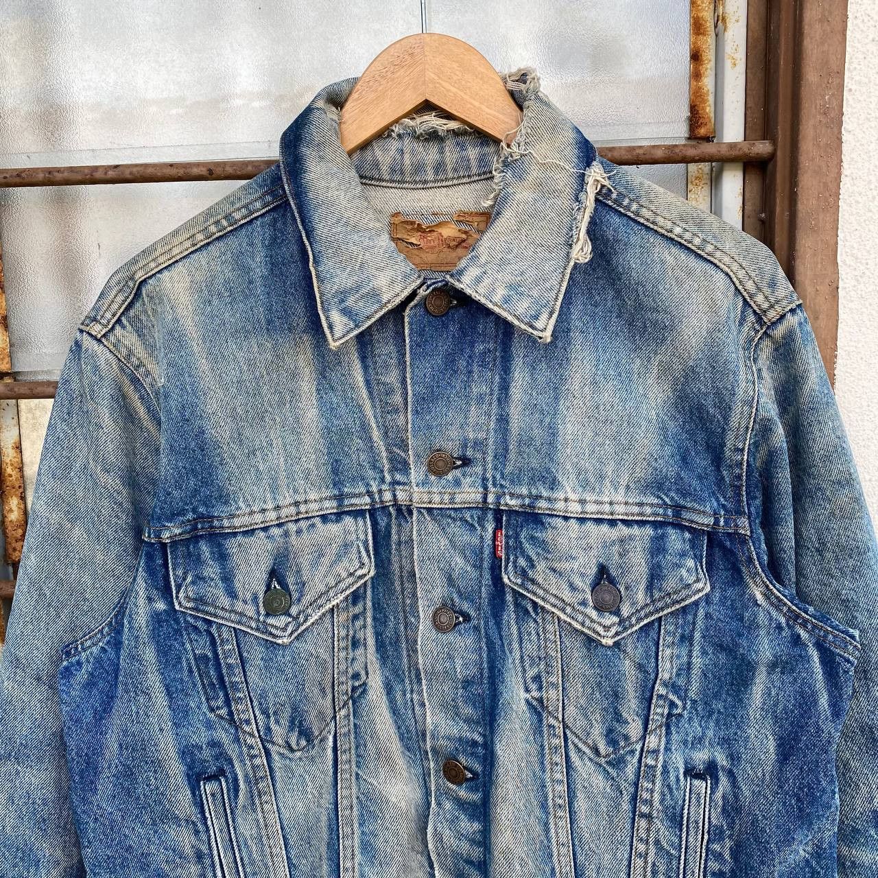 Levi's CRAZY PIECES LEVIS VINTAGE HONEYCOMBS FADED DISTRESSED DENIM Size US M / EU 48-50 / 2 - 13 Thumbnail