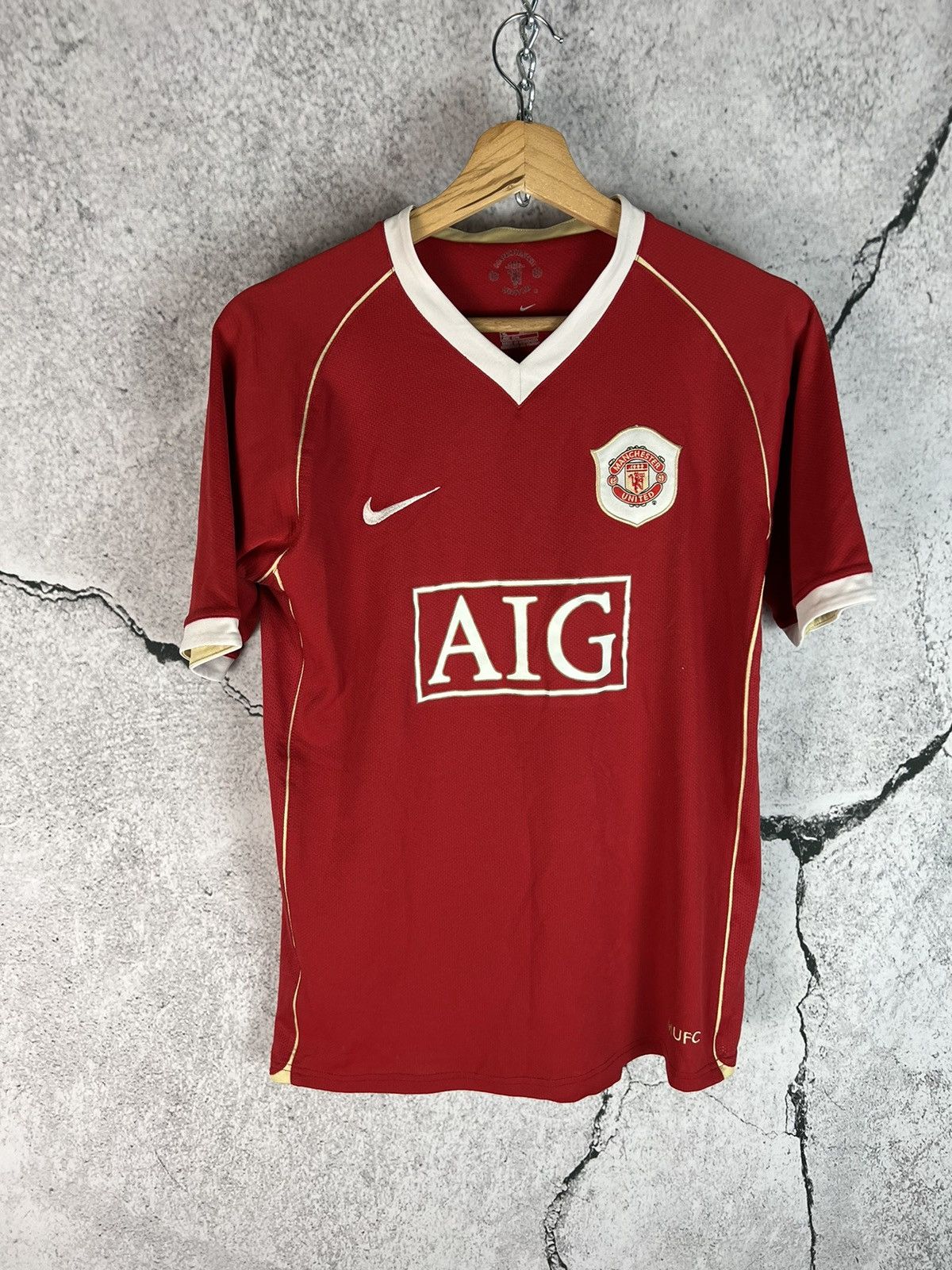Nike Nike Manchester United Football Shirt Vodafone Size US S / EU 44-46 / 1 - 1 Thumbnail