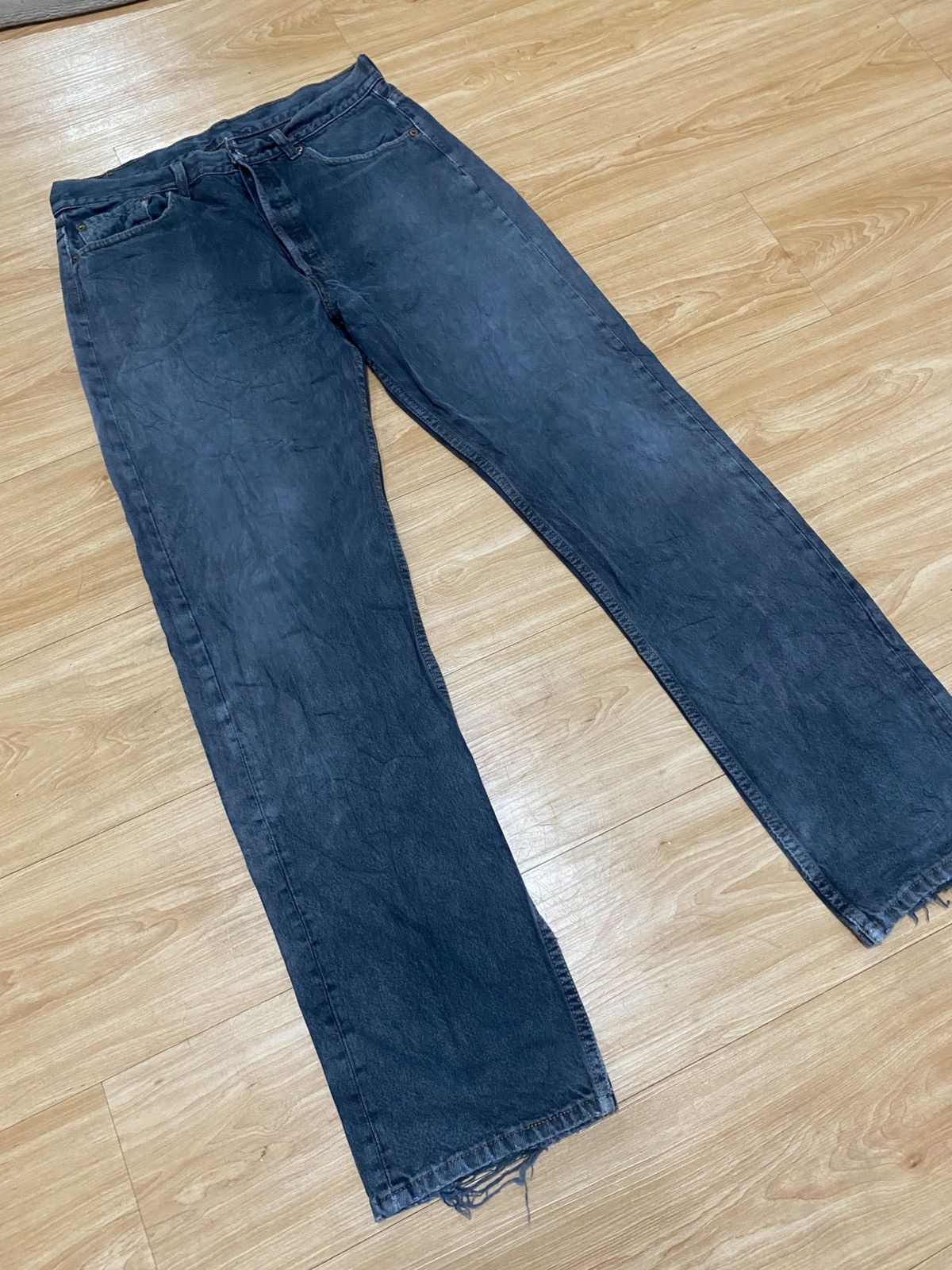 Levi's × Levi's Vintage Clothing × Vintage Vintage made in usa 90s levis black sun faded Size US 32 / EU 48 - 3 Thumbnail
