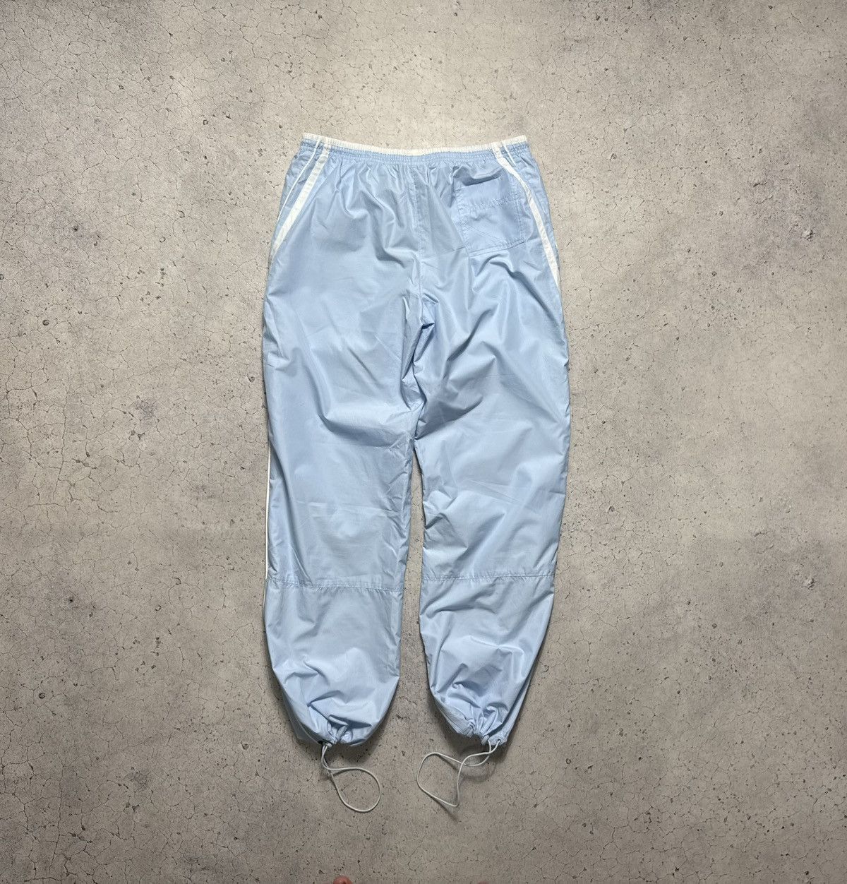 Nike Nike Vintage Nylon Track Pants Baggy Swoosh TN Blue Size US 32 / EU 48 - 9 Thumbnail