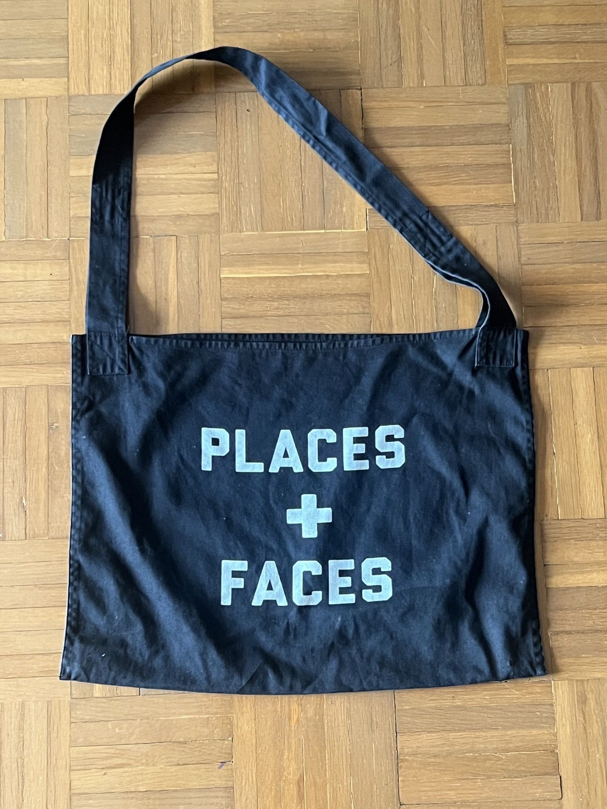 Places + Faces P+F TOTE BAG BLACK Size ONE SIZE - 1 Thumbnail