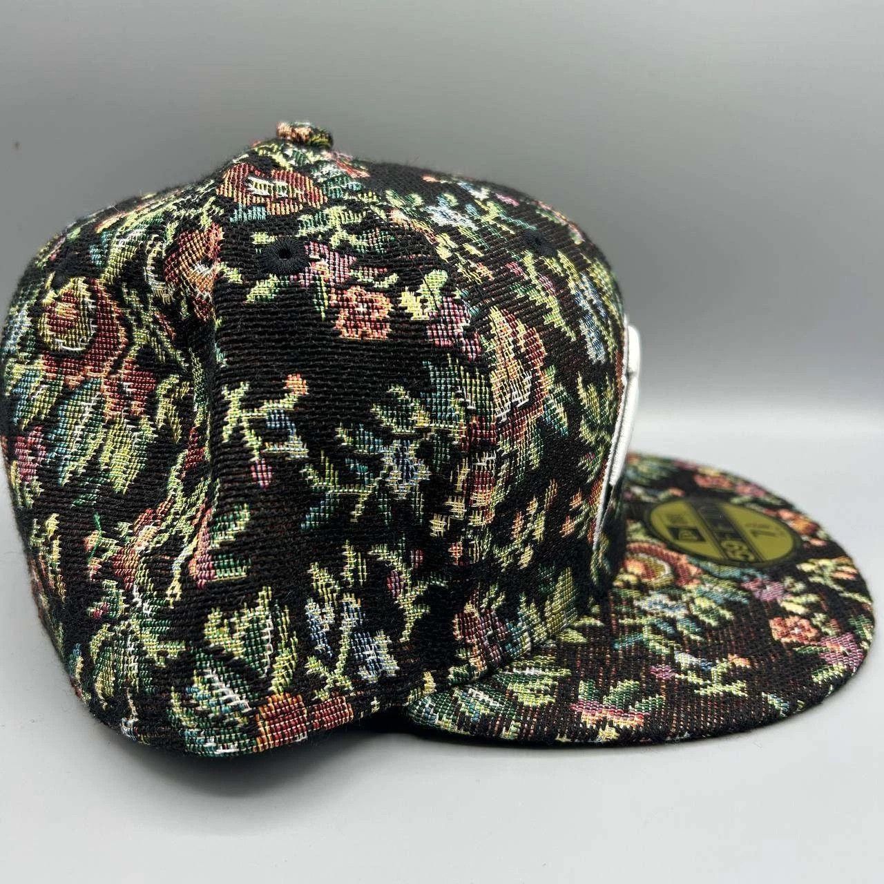 New Era Los Angeles Chargers Hat Men 7 3/8 Black Floral Fitted Cap Size ONE SIZE - 2 Thumbnail