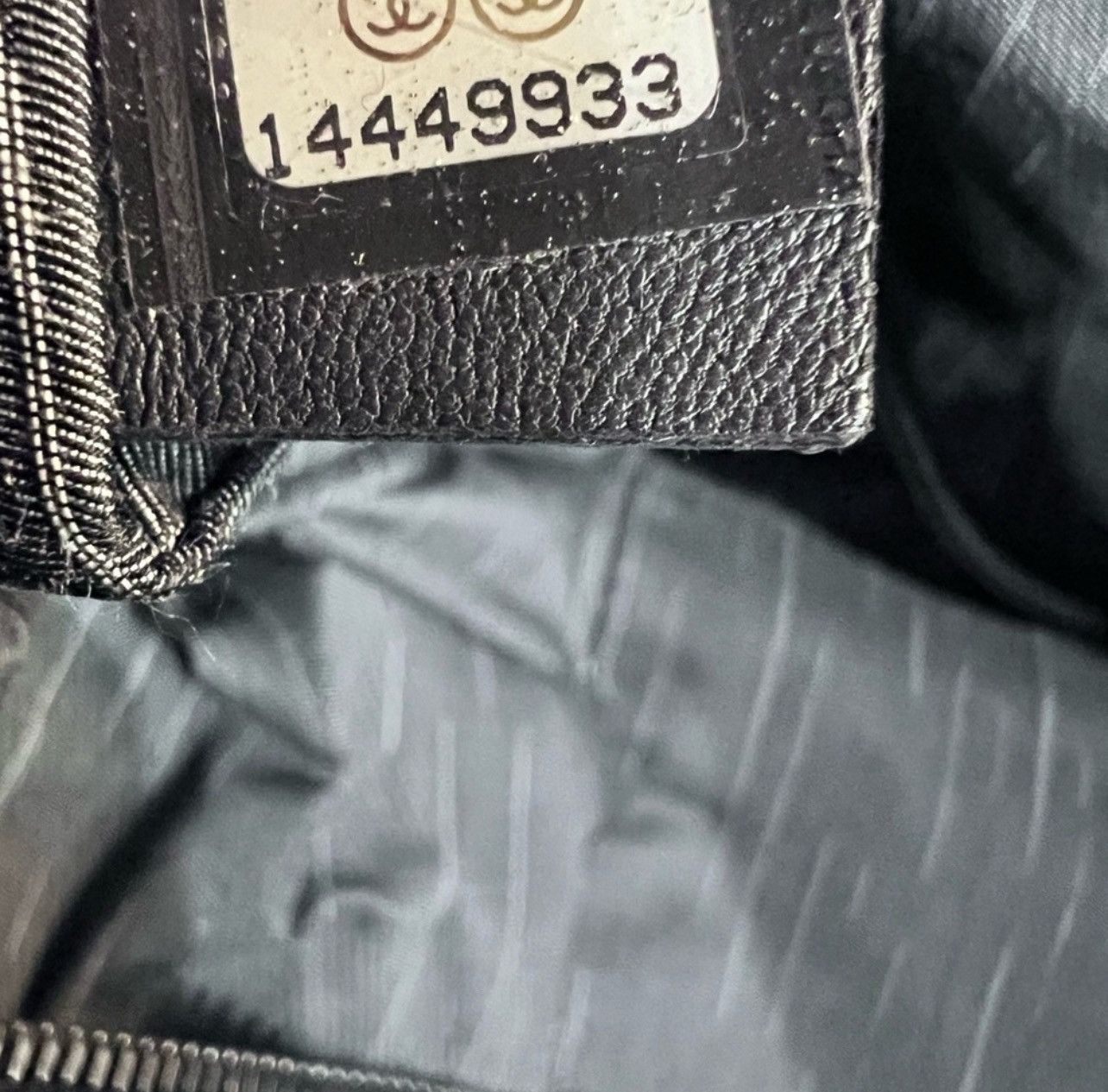 Chanel Chanel Black Leather Tote Size ONE SIZE - 2 Thumbnail