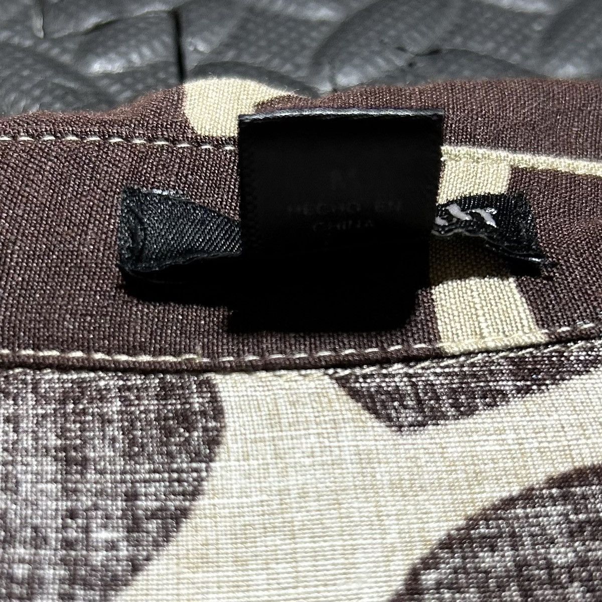 Other East 5th Brown Giraffe Animal Print Shirt Button Down Medium Size M / US 6-8 / IT 42-44 - 3 Thumbnail