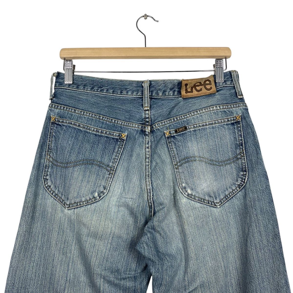 Japanese Brand Vintage 90s Lee Rider Zipper fly Ripped Denim W31 Size US 31 - 14 Thumbnail