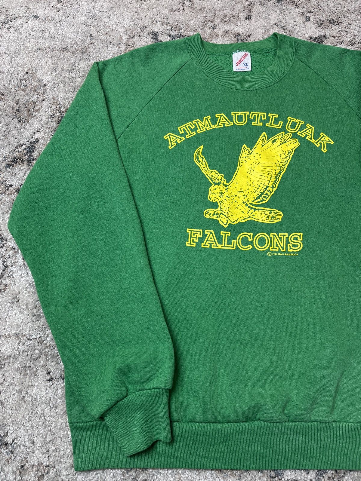 Vintage 1994 ATMAUTLUAK FALCONS AWESOME VINTAGE SWEATSHIRT - 1307 Size US XL / EU 56 / 4 - 2 Thumbnail