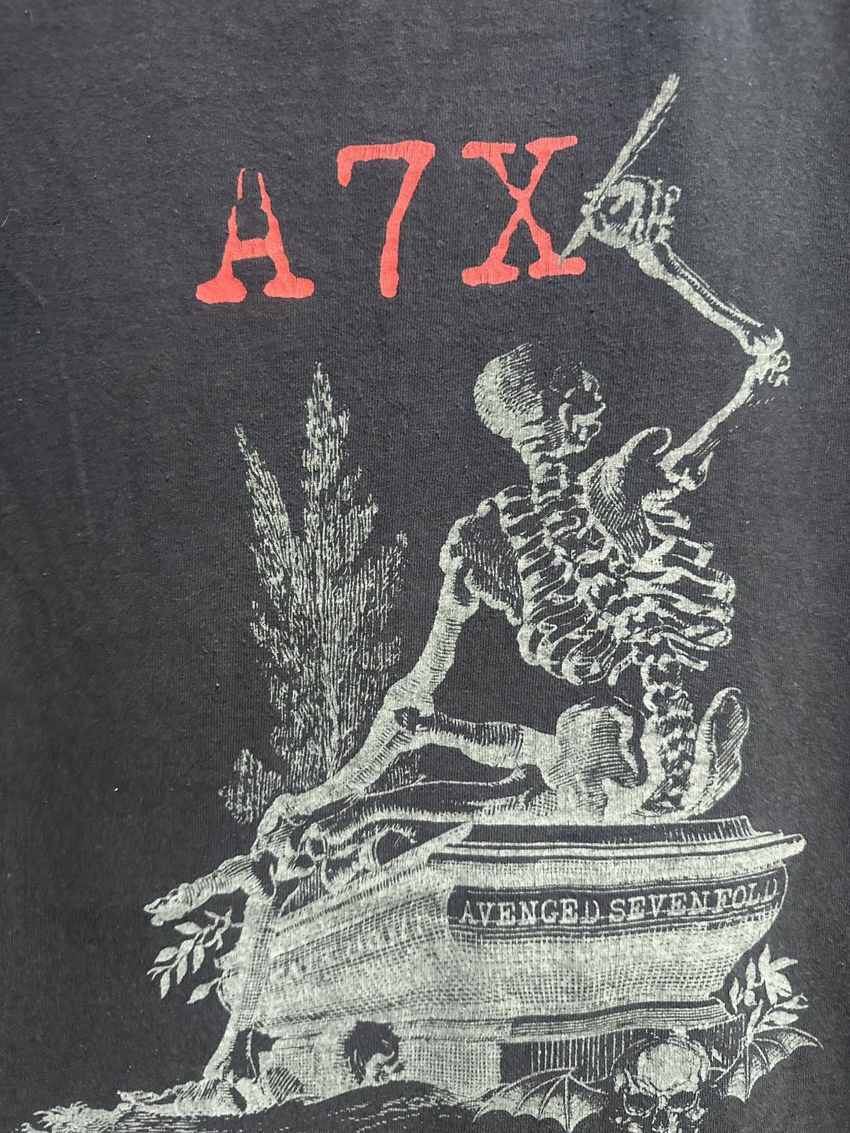 Band Tees Vintage Avenged SevenFoll Faded Grunge Tee Size US M / EU 48-50 / 2 - 2 Thumbnail