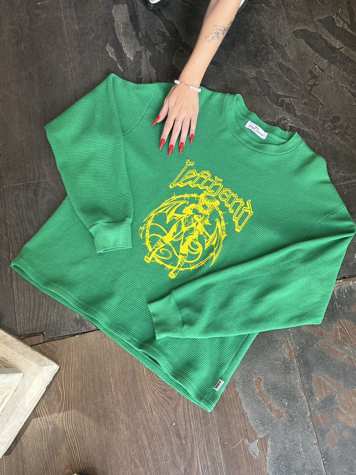 Left Hand LEFT HAND LOS ANGELES 1/1 long-sleeve demon print Size US M / EU 48-50 / 2 - 1 Thumbnail