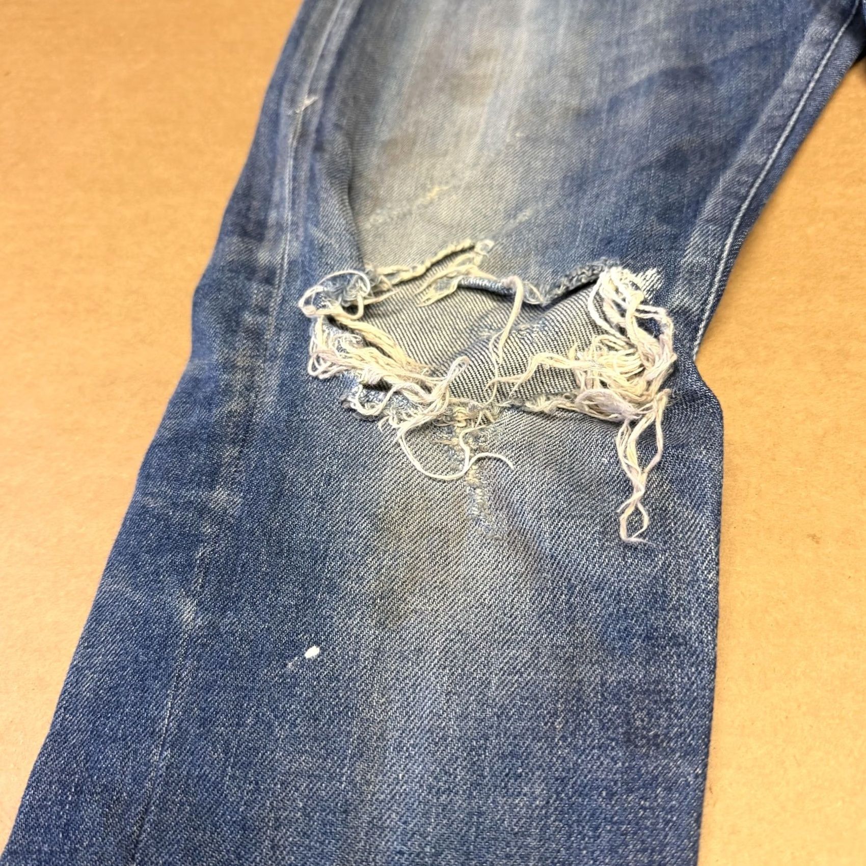 John Elliott John Elliott Jeans Mens 31x32 Blue Slim Stretch Denim Distressed Japan Size US 31 - 5 Thumbnail