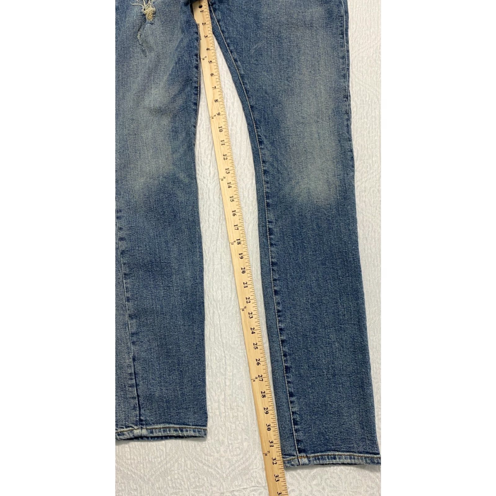 H&M H&M LOGG Jeans Slim Distressed Men Blue 29 Regular Denim Button fly 5-Pocket Design Inseam 32 Slim Fit Jeans Mens Size US 30 / EU 46 - 7 Thumbnail