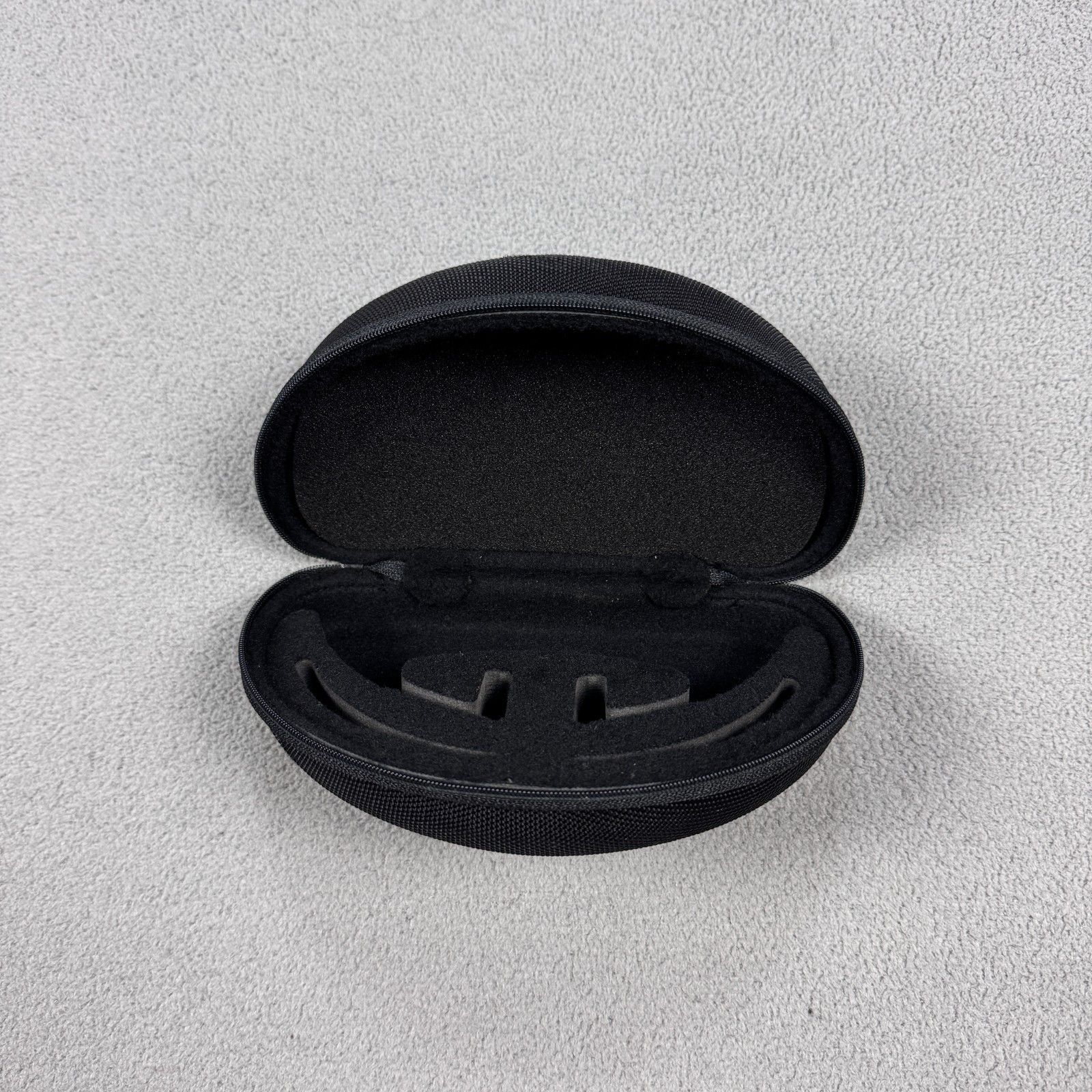 Oakley Oakley Hard Vault Case Black Ballistic Nylon Sunglasses Size ONE SIZE - 4 Thumbnail