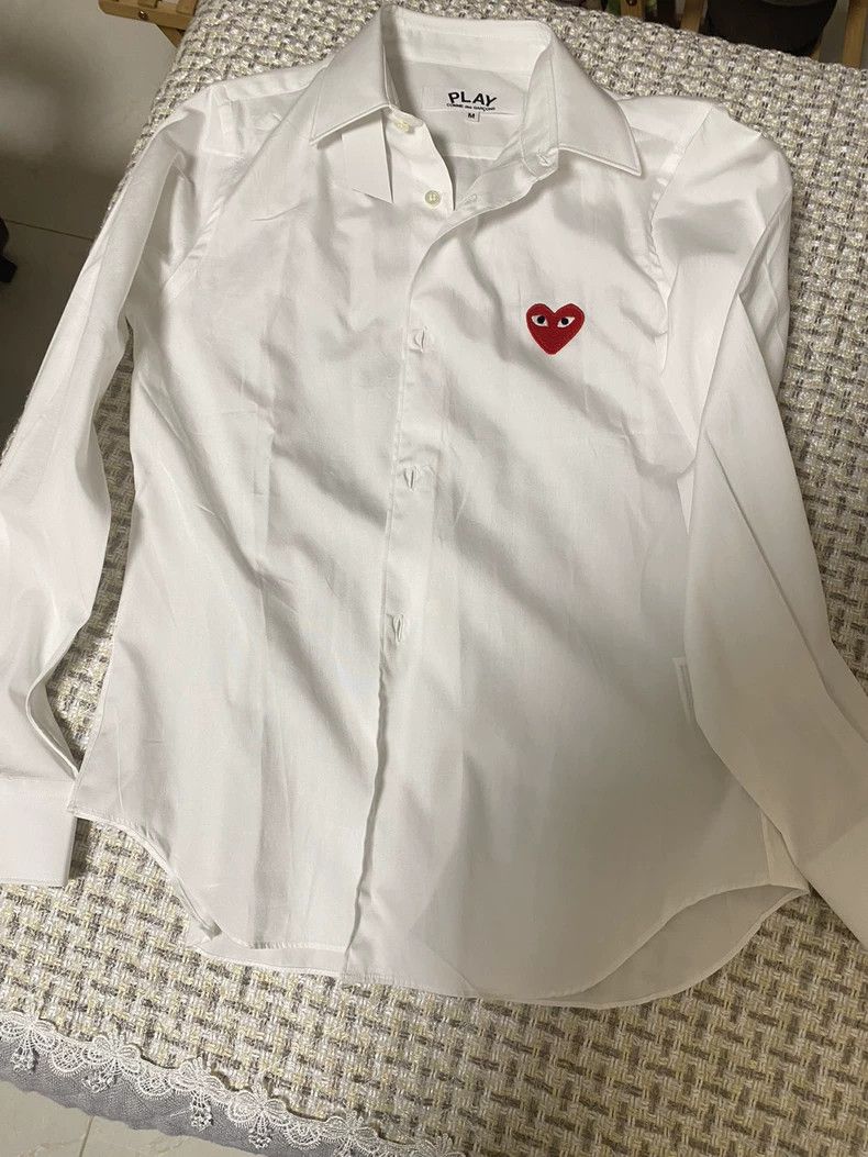 Comme Des Garcons Red heart white shirt