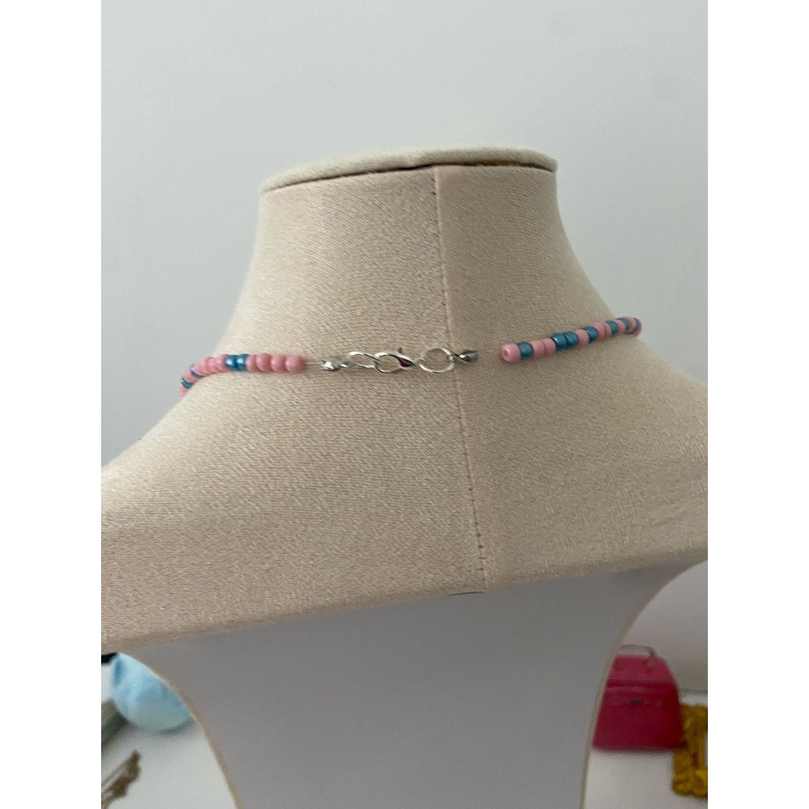 Handmade blue and pink beaded necklace Size ONE SIZE - 3 Thumbnail