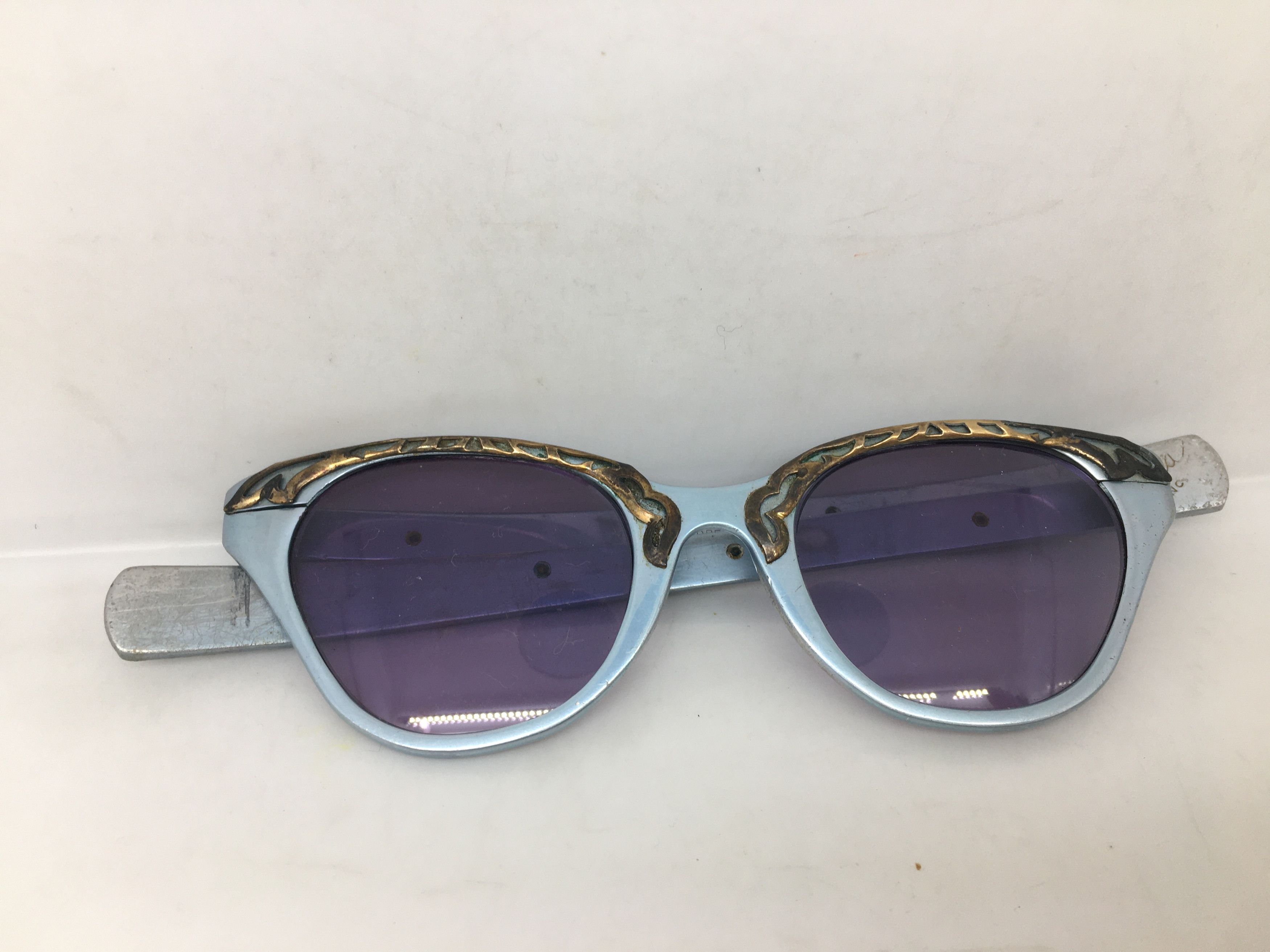 Vintage Vintage 50s TURA Woman Aluminum Brown Cateye Sunglasses Size ONE SIZE - 7 Thumbnail