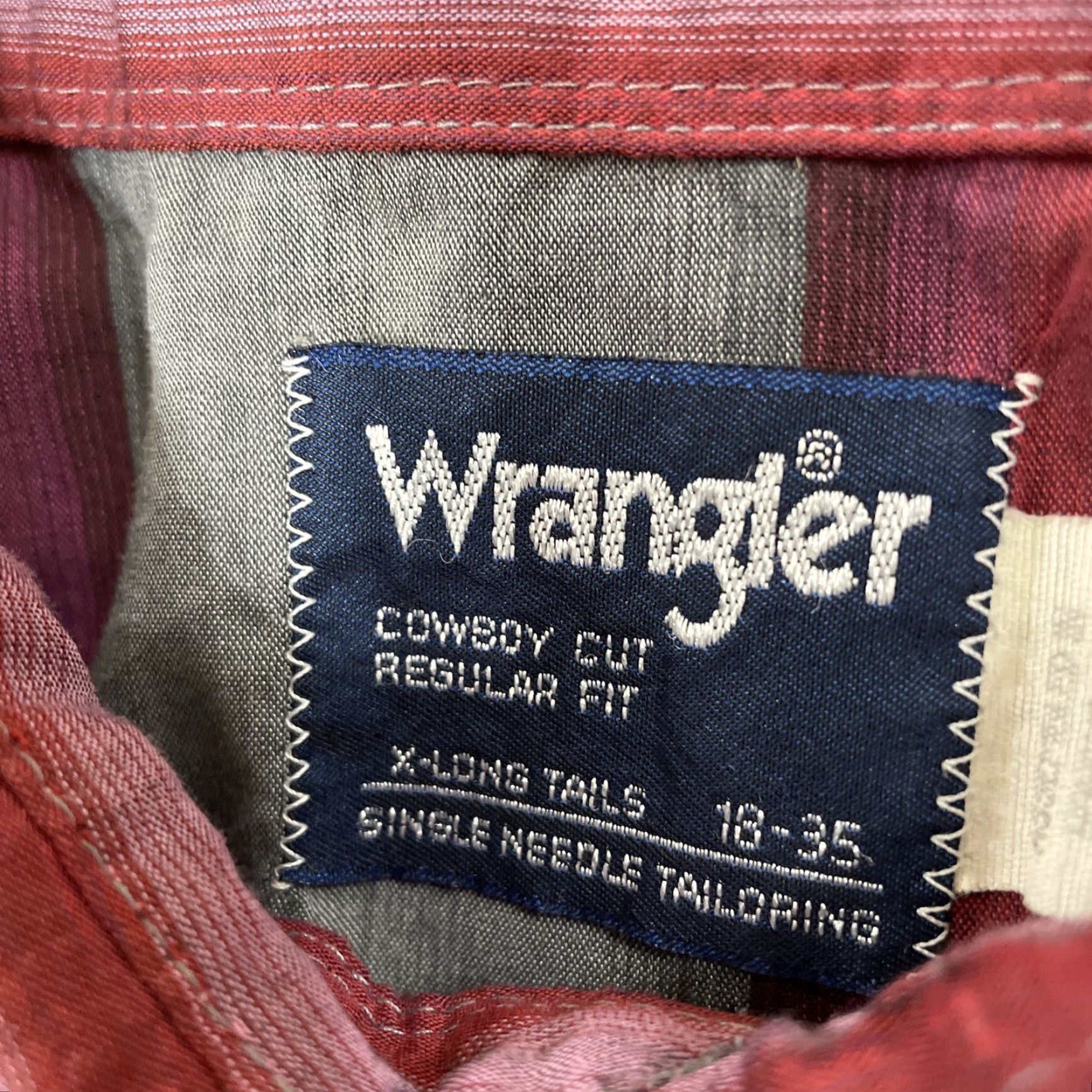 Wrangler VINTAGE Wrangler Western Pearl Snap Shirt Men XL Red Geometric Long Sleeve Distress Cowboy Grunge Workwear 60s 70s 80s Size US XL / EU 56 / 4 - 3 Thumbnail