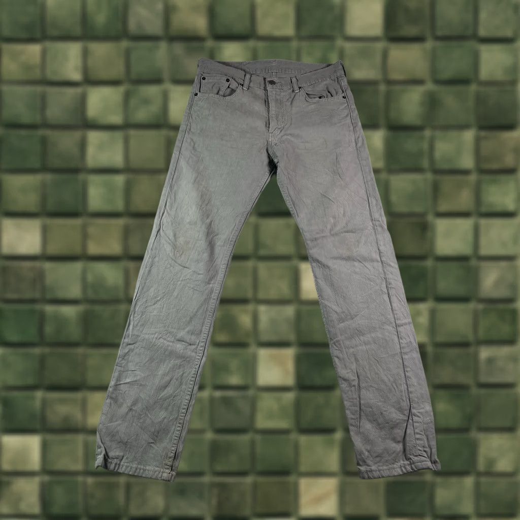 Levi's VTG Levi's 513 Jeans Mens 31x30 Gray Denim Distressed Torn Outdoor Workwear Slim Straight 5-Pocket Mens Jeans Size US 31 - 1 Thumbnail