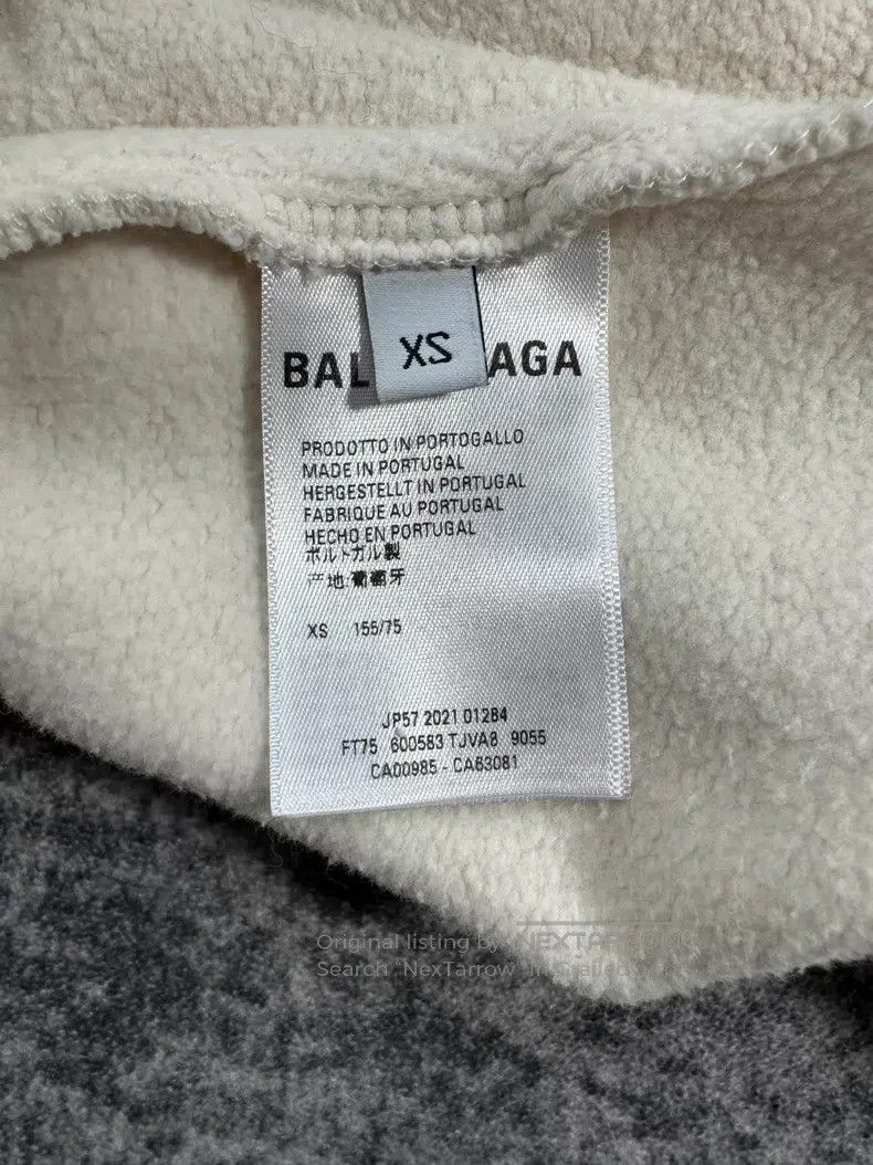 Balenciaga Balenciaga Off-white Hoodie with Front and Back Blue Text Size US XS / EU 42 / 0 - 6 Thumbnail