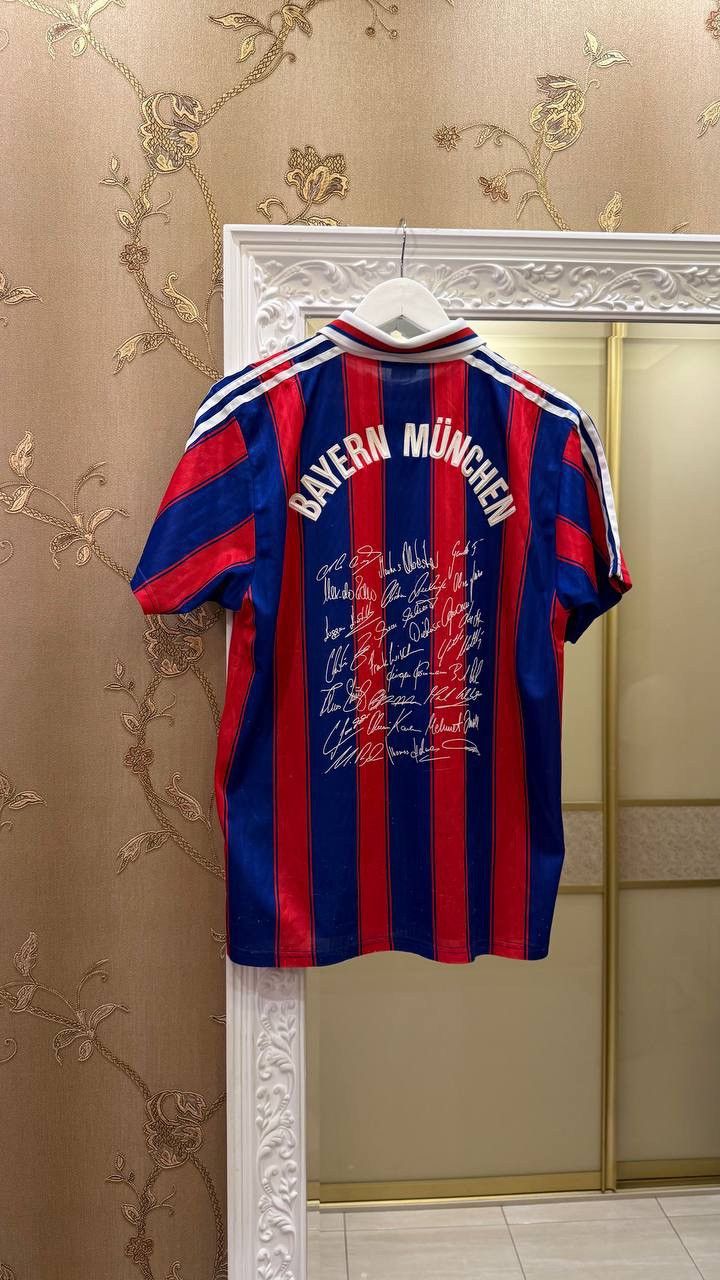 Adidas BAYERN MUNICH 1995 1997 SIGNED SHIRT FOOTBALL SOCCER JERSEY Size US M / EU 48-50 / 2 - 2 Thumbnail