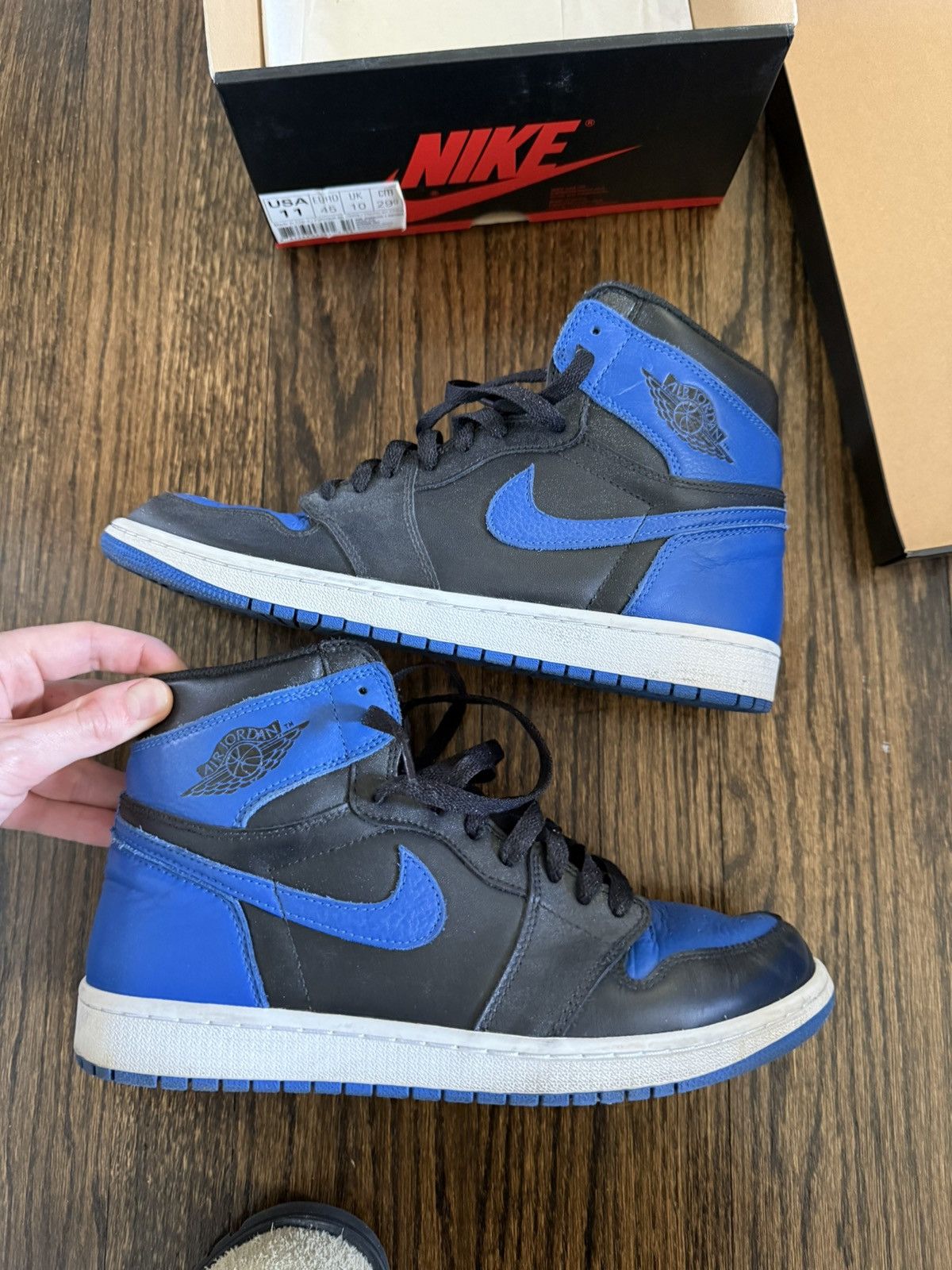 Jordan Brand Jordan 1 royal 2017 Size US 11 / EU 44 - 6 Thumbnail