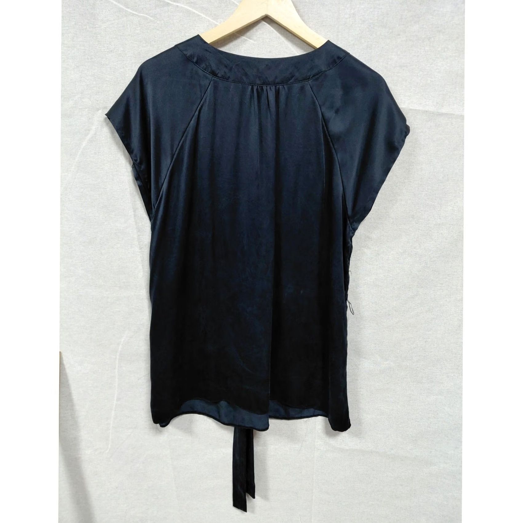 Old Navy Old Navy Black Satin Blouse Solid Short Sleeve Women Size XL Size XL / US 12-14 / IT 48-50 - 2 Thumbnail