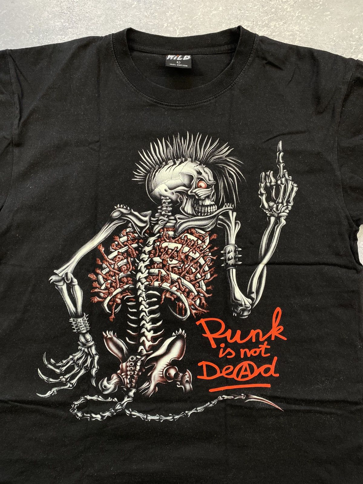 Band Tees Men’s Black T-shirt Punk is not dead Big centre logo large Size US L / EU 52-54 / 3 - 4 Thumbnail