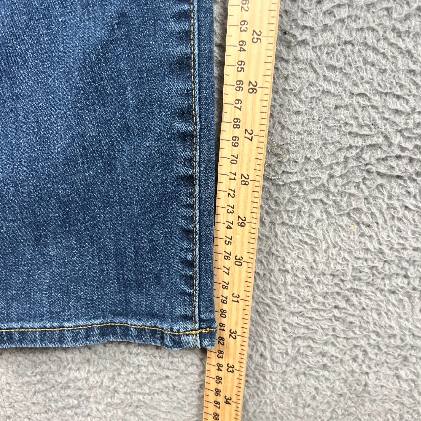 Lucky Brand Lucky Brand Jeans 40x32 221 Original Straight Light Wash Denim 5-Pocket Men Jeans Blue 40 Regular Size US 40 / EU 56 - 3 Thumbnail