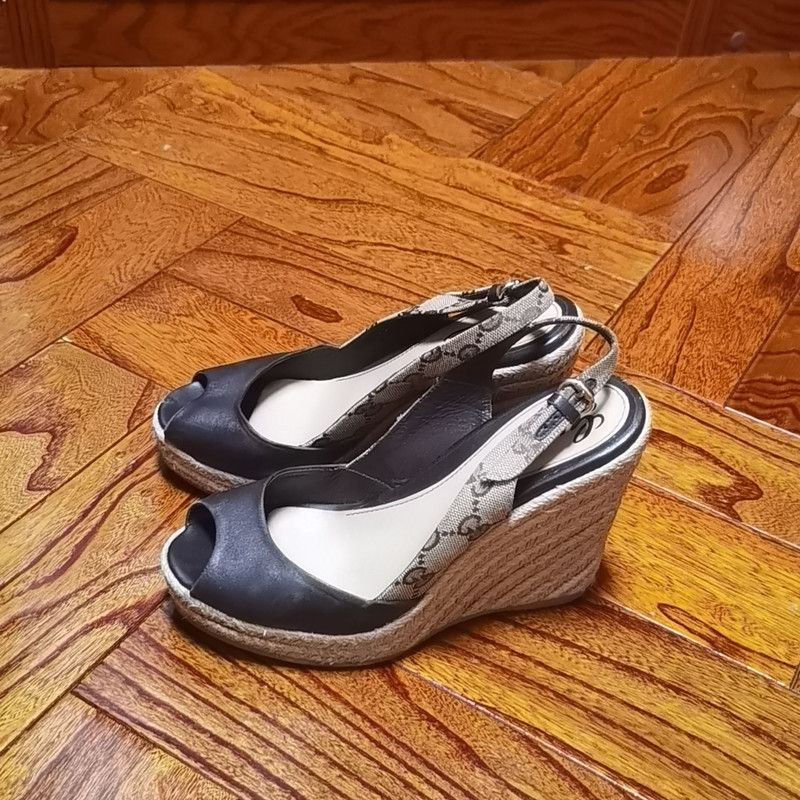 Gucci Gucci Black Wedge Heel Sandals 0079 Size US 6.5 / EU 39-40 - 1 Thumbnail
