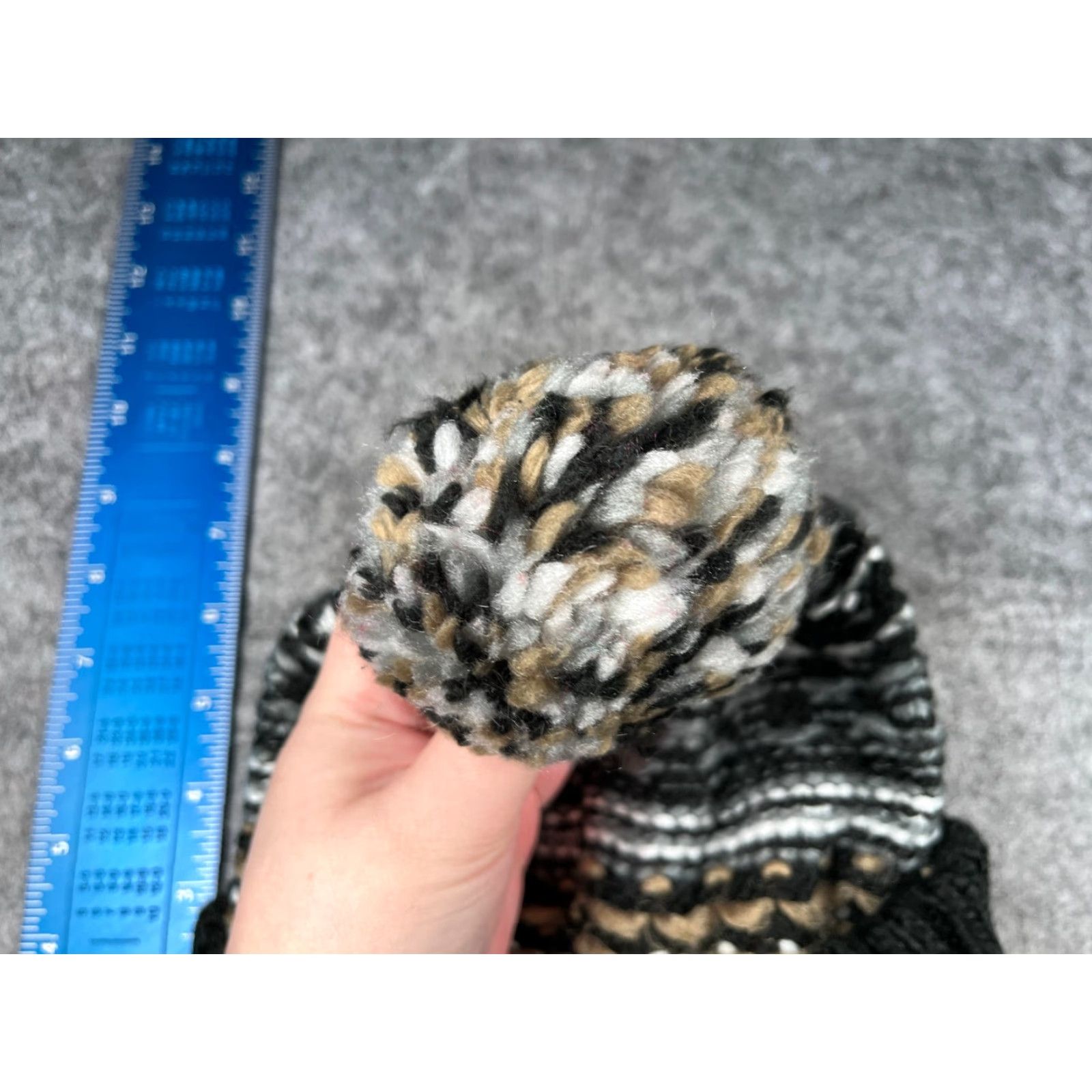 Vintage Target Beanie Toque Knit 100% Acrylic One Size Black White Beige Knit Beanie Hats Adults Mens Womens Outdoor Ski Size ONE SIZE - 3 Thumbnail