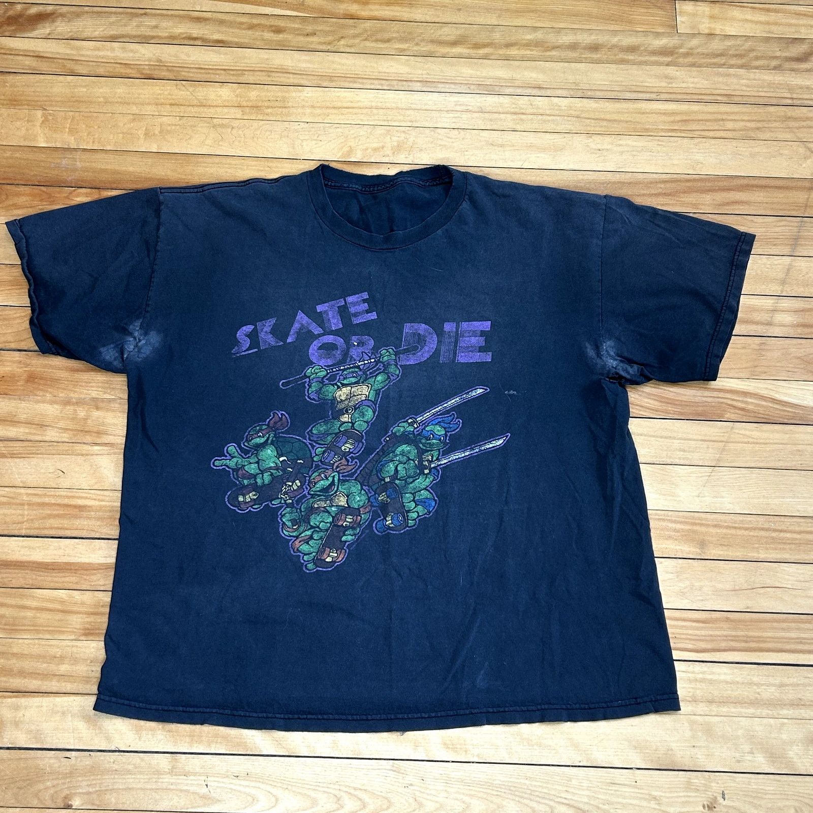 Vintage Y2K Teenage Mutant Ninja Turtles T-Shirt Size US L / EU 52-54 / 3 - 1 Thumbnail