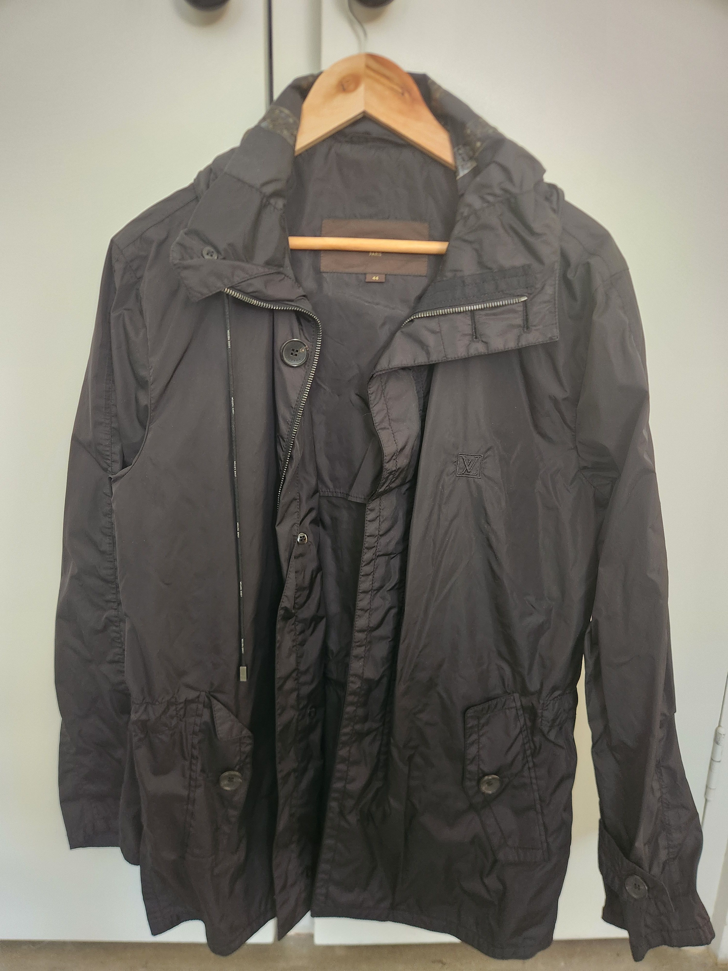 Louis Vuitton LV Black spray light weight vintage jacket monogram Size US S / EU 44-46 / 1 - 2 Thumbnail