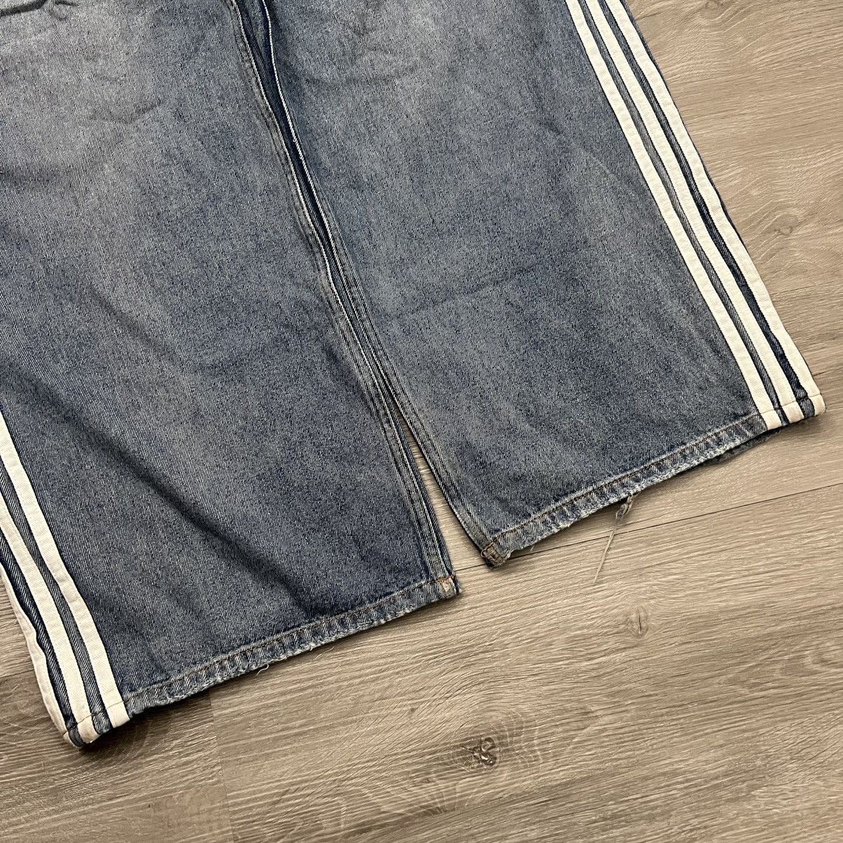 The GV Gallery GV Gallery Raspberry Hills Glenci Striped Denim Size US 36 / EU 52 - 7 Thumbnail