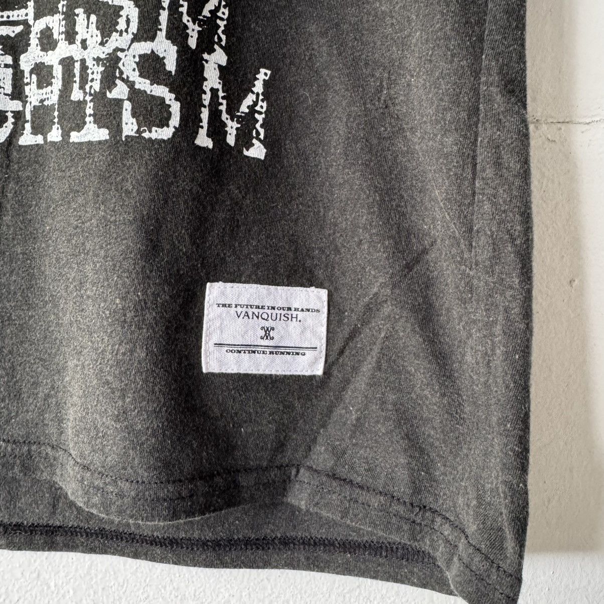 Japanese Brand Vanquish “Anarchism” V-neck Shirt Size US L / EU 52-54 / 3 - 6 Thumbnail