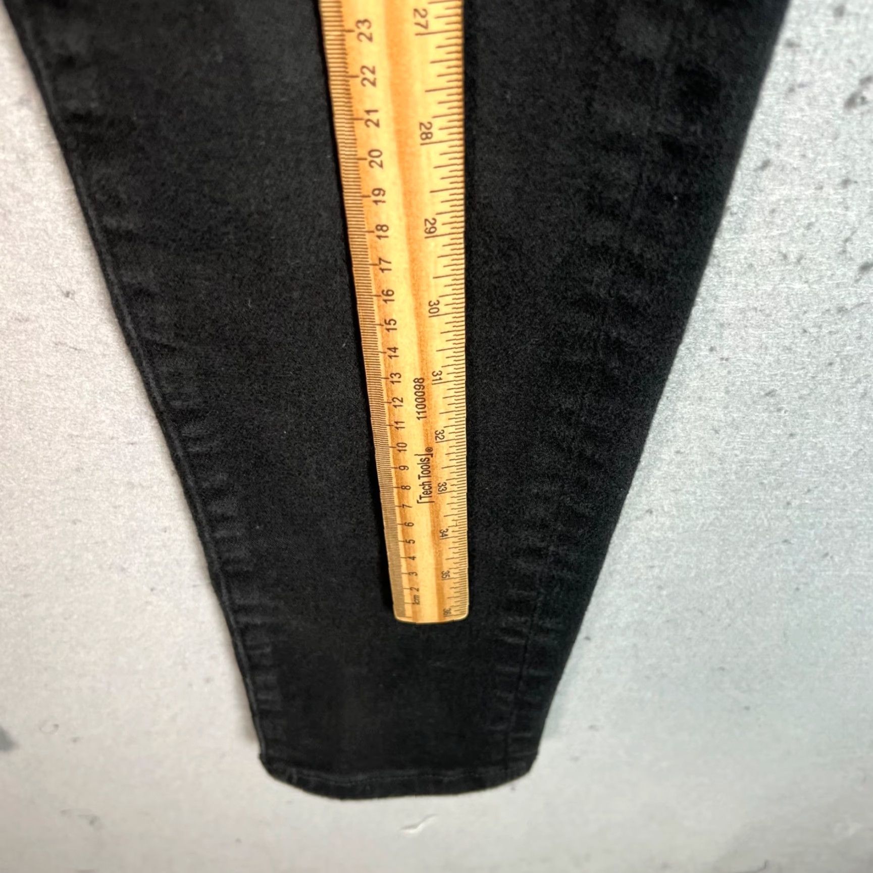 Uniqlo Uniqlo Womens Black Skinny Fit Jeans Size 31 Dark Wash Denim Size 24" / US 00 / IT 34 - 6 Thumbnail