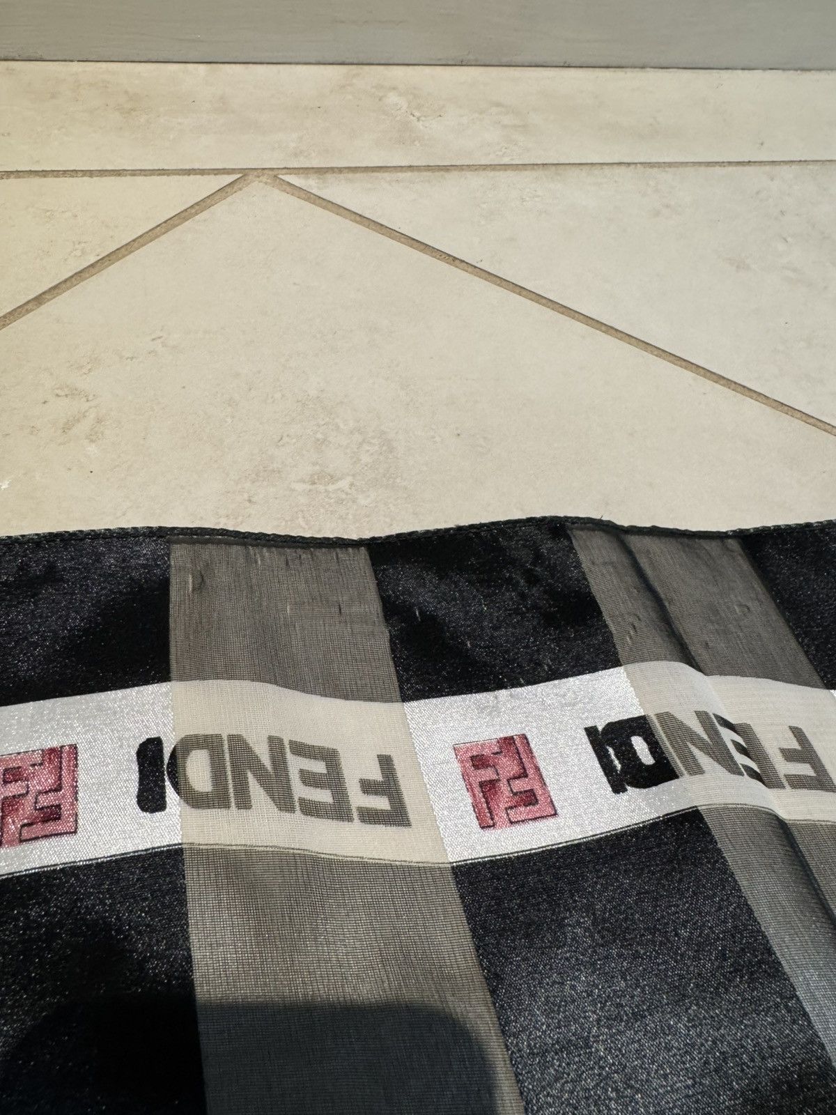 Fendi Fendi Black Pink Tulip Flower Silk Scarf Holes Used Size ONE SIZE - 3 Thumbnail
