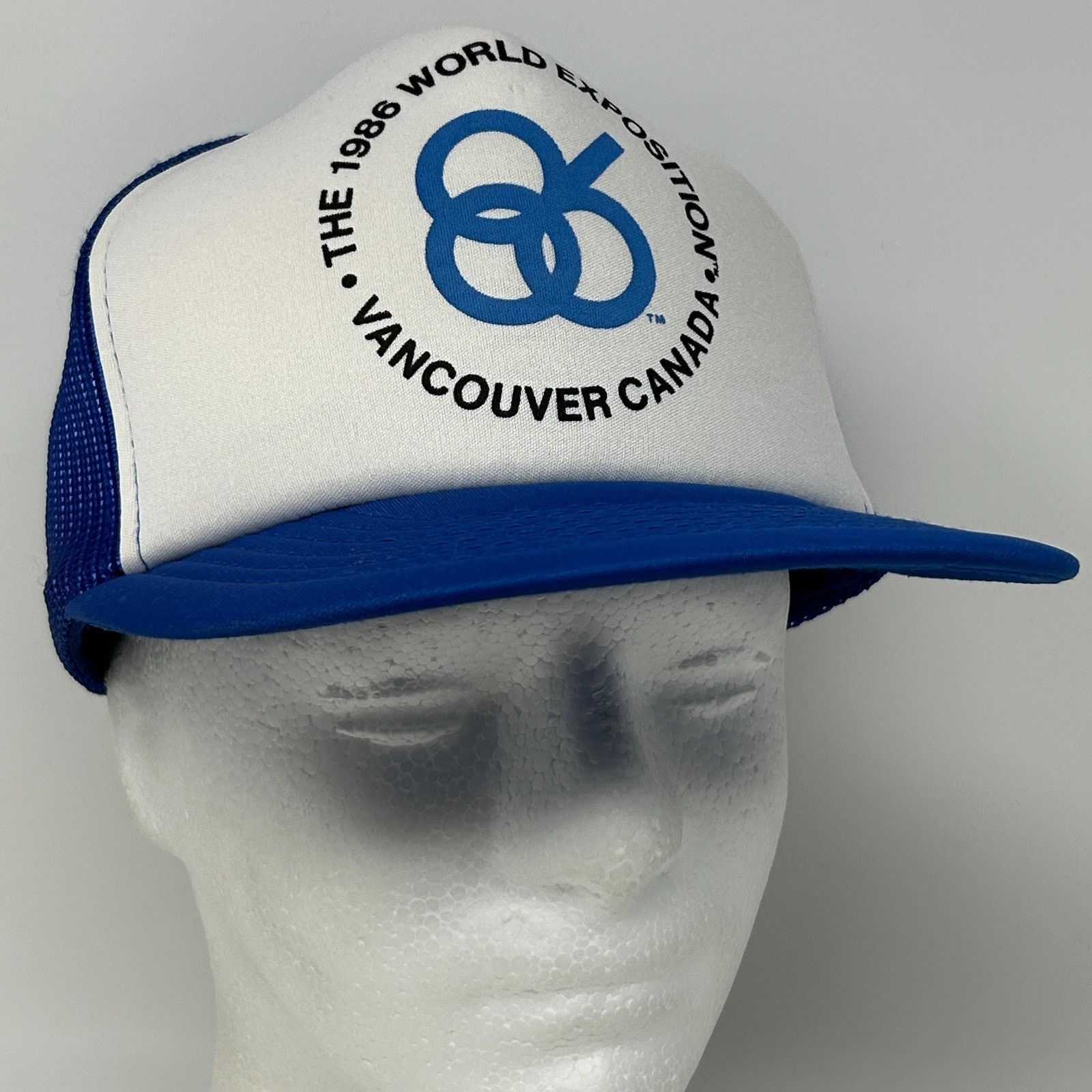 Vintage Vintage 1986 World Exposition Trucker Hat Baseball Cap Blue Size ONE SIZE - 10 Thumbnail