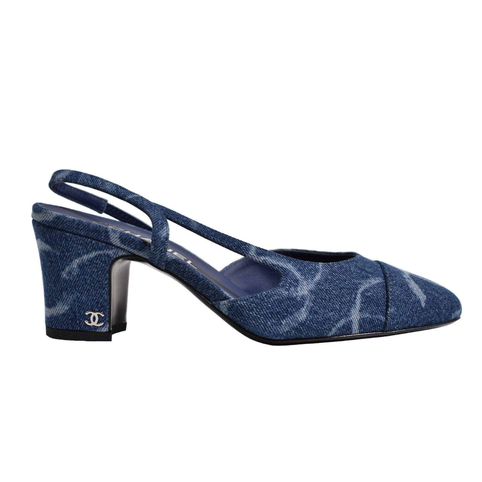 Chanel Chanel Dark Blue Denim White CC Logo Slingback Block Heel 38 Size US 8 / IT 38 - 1 Thumbnail