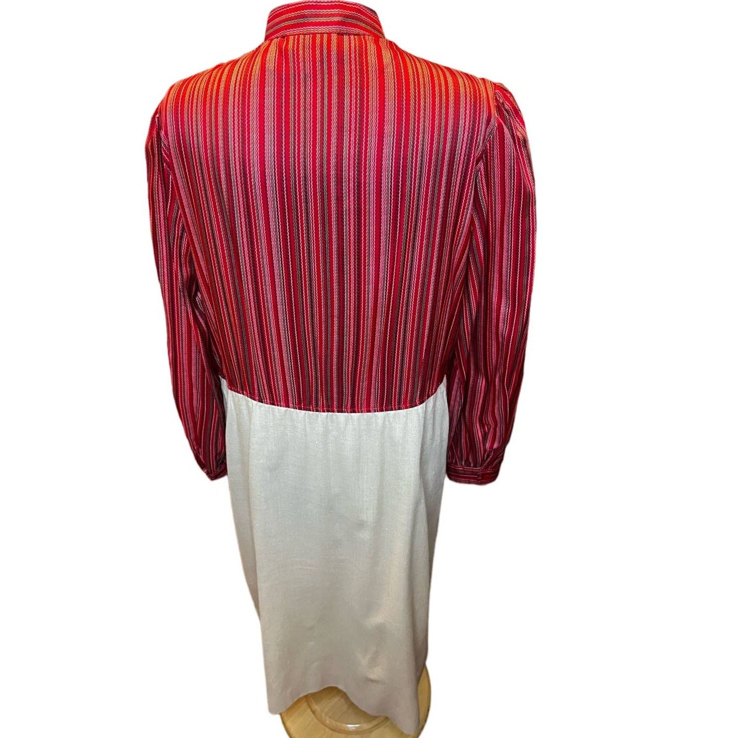 Vintage Vintage 70s Schrader ILGWU Red Beige Striped Dress Large XL Size XL / US 12-14 / IT 48-50 - 2 Thumbnail