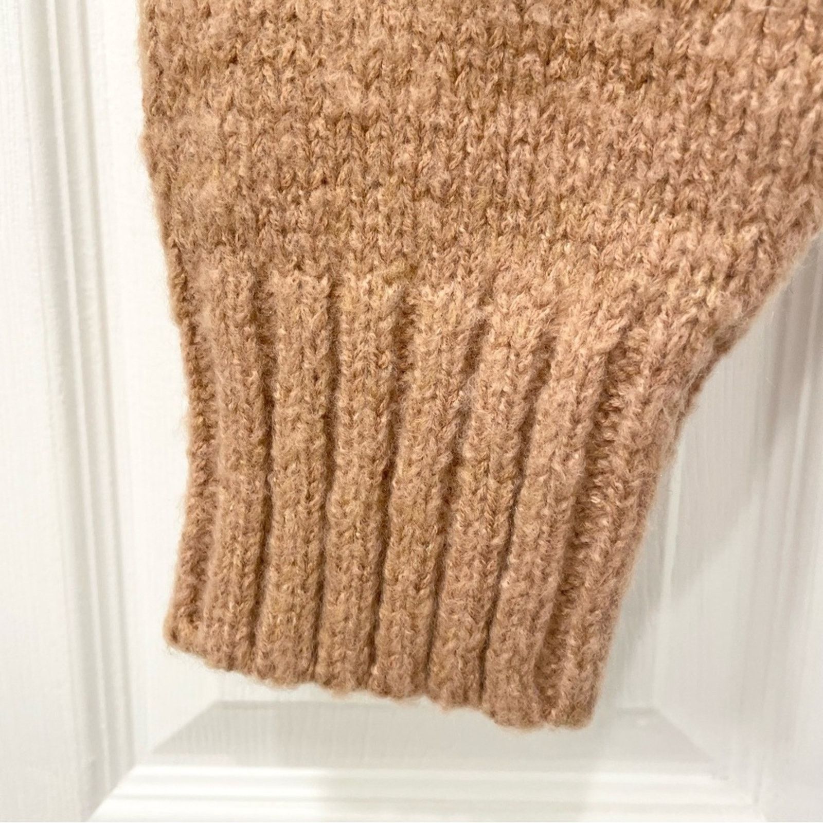 Urban Outfitters Urban Outfitters Cropped Fair Isle Sweater M Size M / US 6-8 / IT 42-44 - 6 Thumbnail