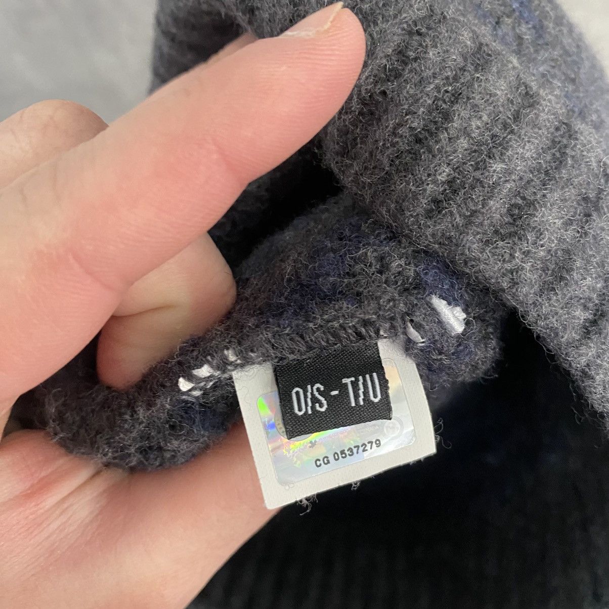 Canada Goose Canada Goose Beanie Hat Size ONE SIZE - 6 Thumbnail