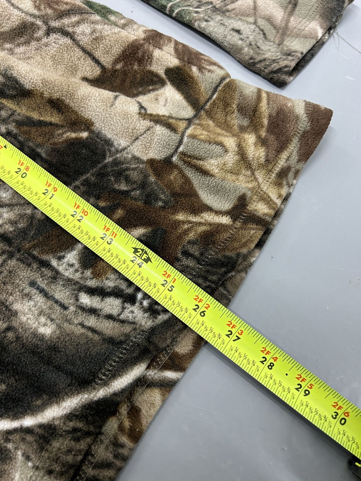 Carhartt Crazy vintage y2k pink real tree zip up fleece camo skater Size US M / EU 48-50 / 2 - 7 Thumbnail