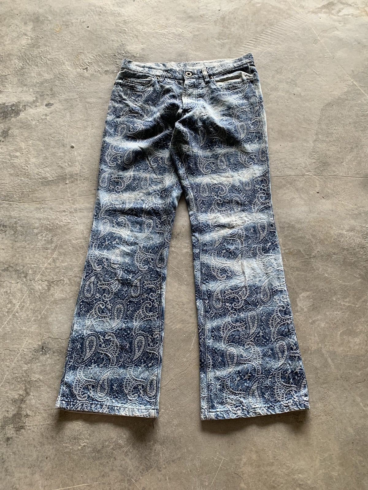 5351 POUR LES HOMMES insane 5351 pour les hommes Flared washed paisley jeans Size US 29 - 1 Thumbnail